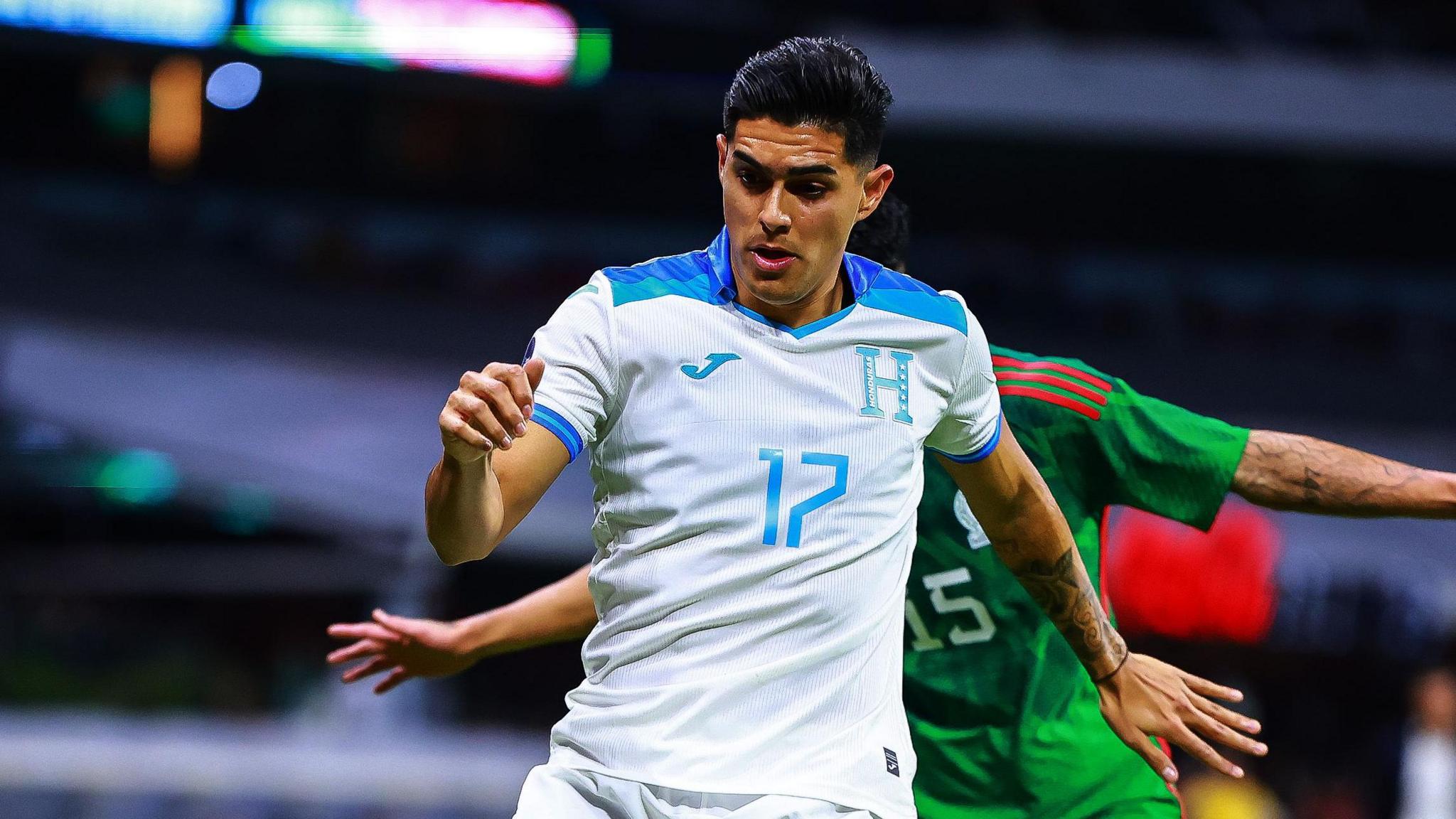 Palma and Elis must carry Honduras out of the wilderness