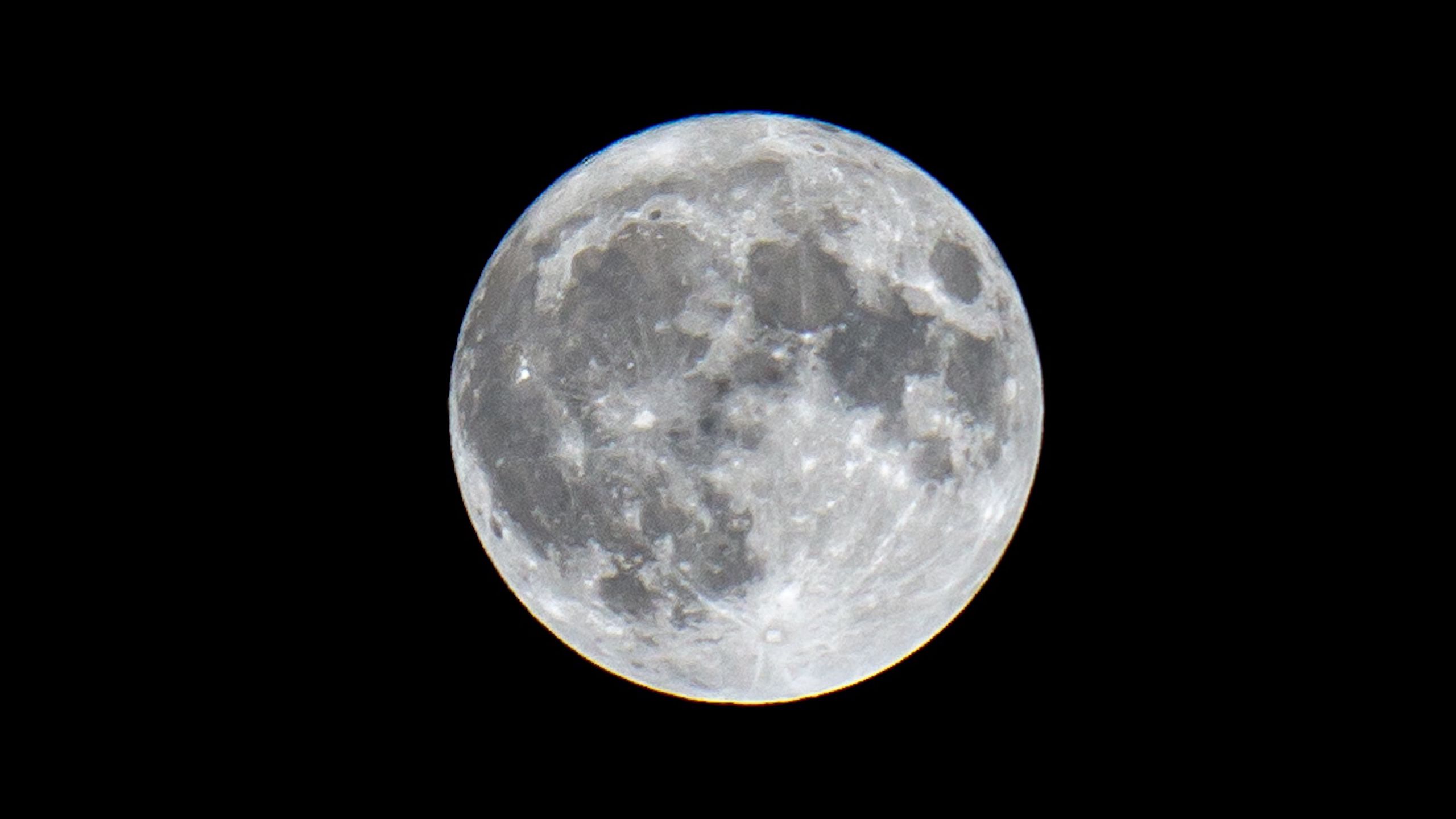 Download wallpaper 2560x1440 moon, full moon, night, astronomy, space widescreen 16:9 HD background