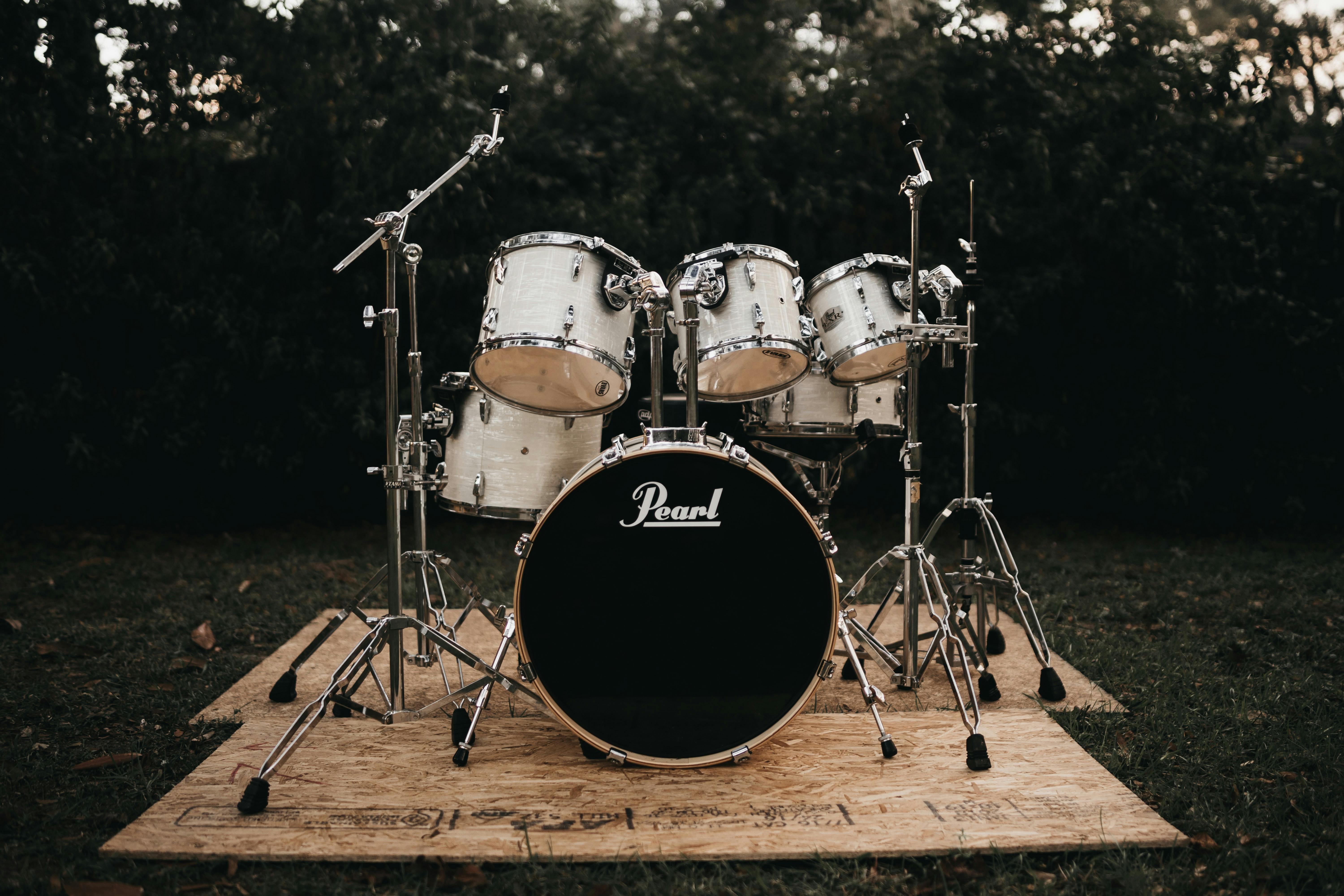 Pearl Drum Set on Brown Board · Free