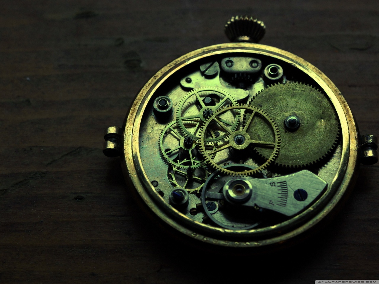 Old Clock Mechanism 4K UHD Wallpaper for UltraHD Desktop and TV, Smartphone and Tablet Devices