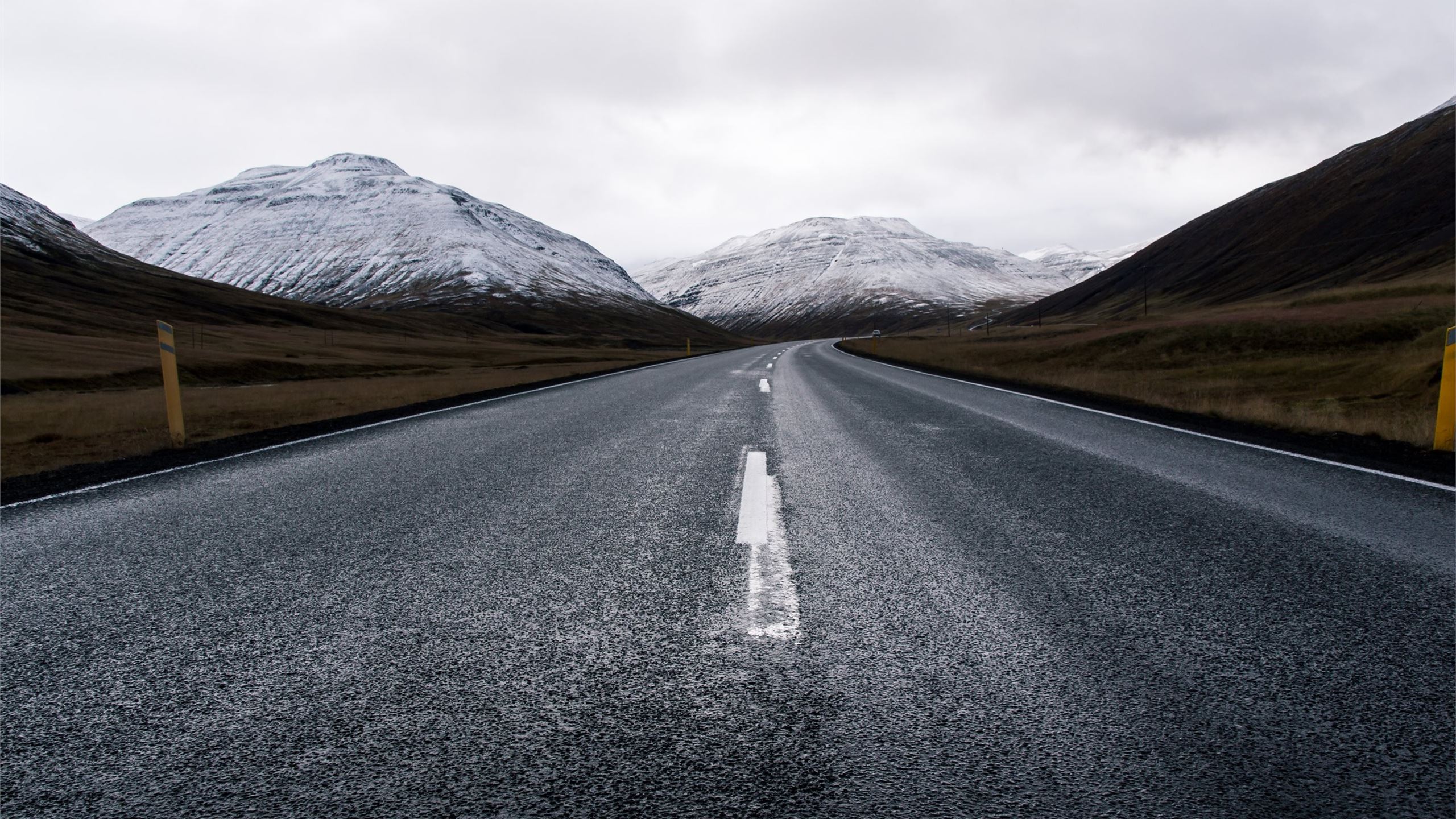 asphalt road with mountain background MacBook Air Wallpaper Download