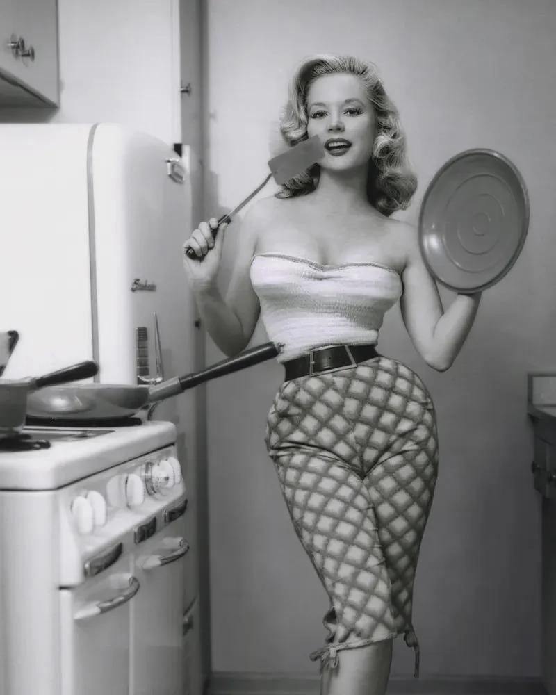 Betty Brosmer, 1950s