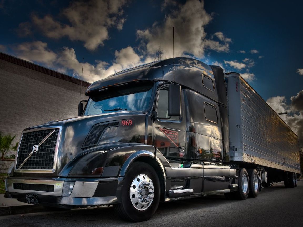 Big Truck Wallpaper