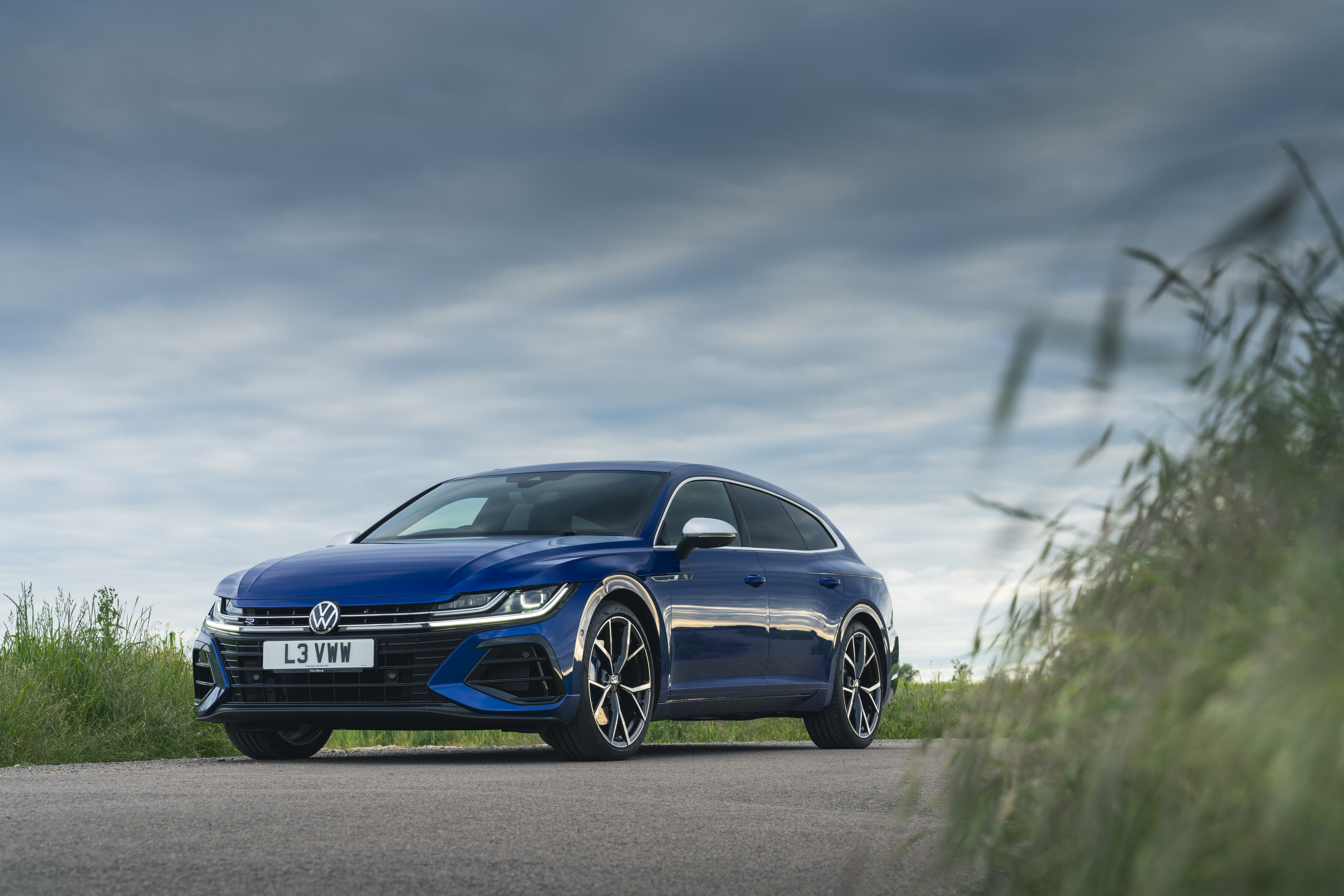 Download Volkswagen Arteon Vehicle Volkswagen Arteon Shooting Brake 4k Ultra HD Wallpaper