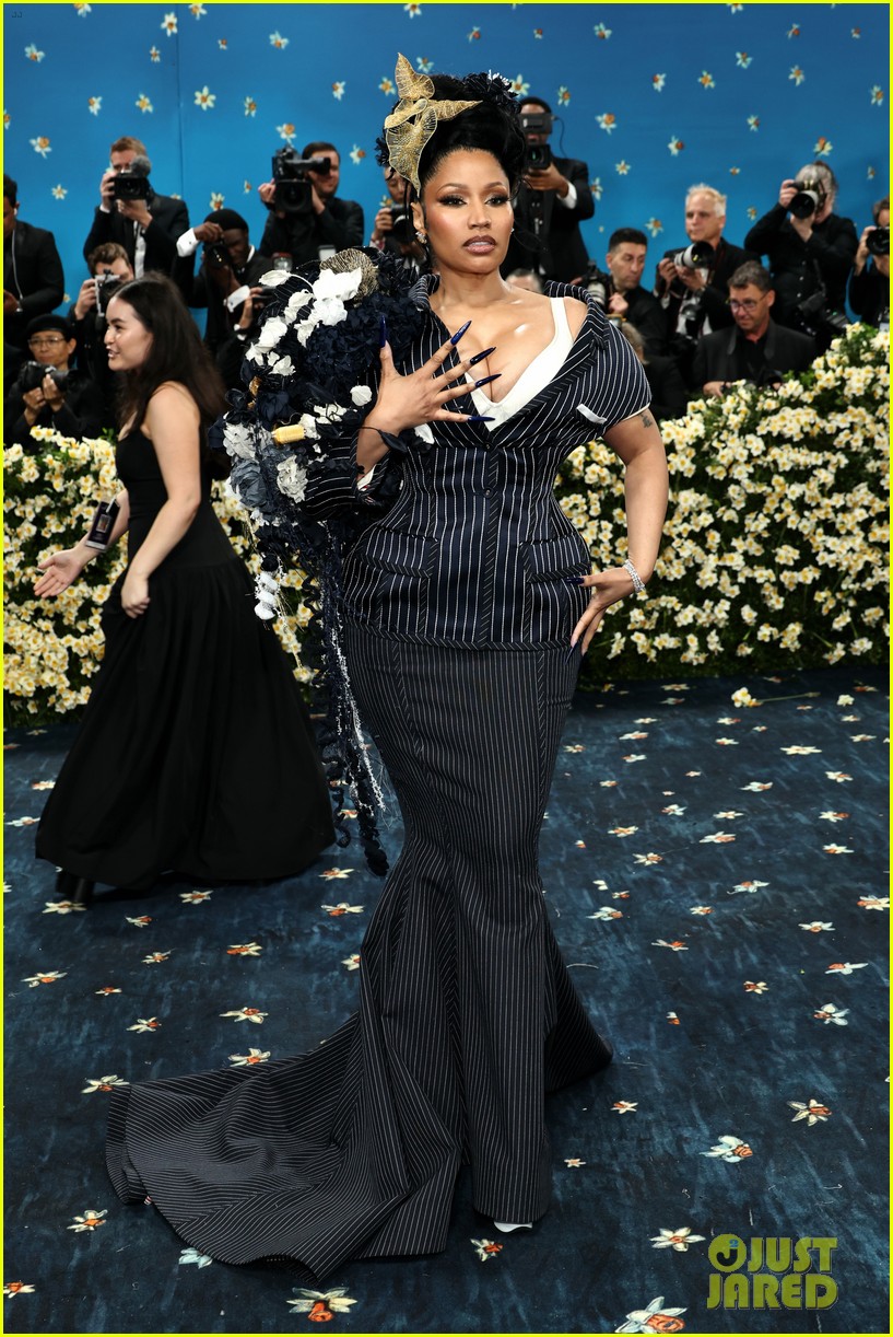 Nicki Minaj is a Beauty in Thom Browne at Met Gala 2025: Photo 5153889 Met Gala, Met Gala, Nicki Minaj Photo. Just Jared: Entertainment News