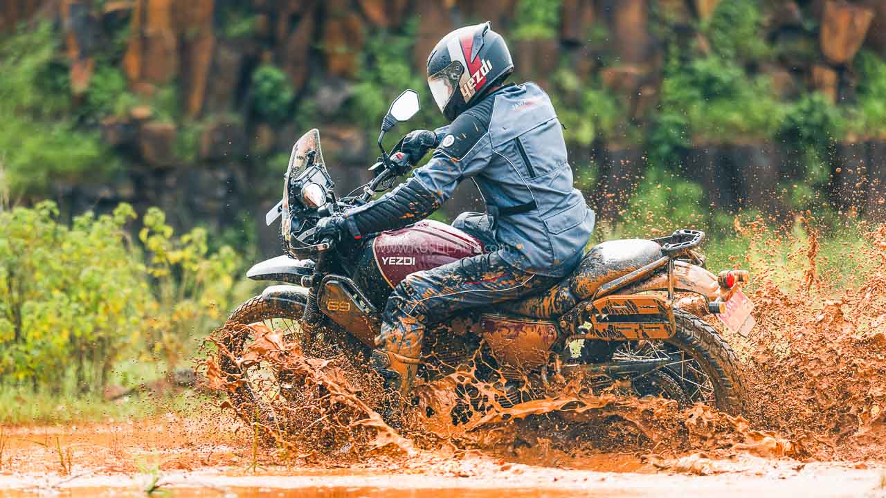 2025 Yezdi Adventure Launch On 15th May Design, Colours