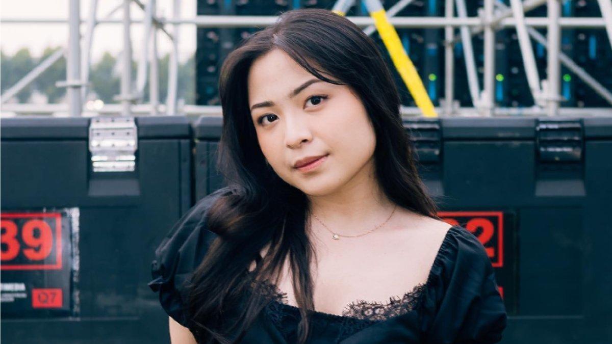 Sosok Bernadya, Penyanyi Lagu 'Untungnya Hidup Harus Tetap Berjalan', Ayah Dosen, Ibu Dokter Gigi