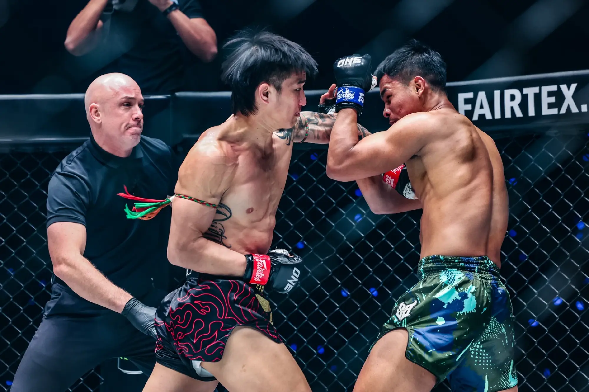Tawanchai Keeps ONE Featherweight Muay Thai Title With 2nd Round TKO