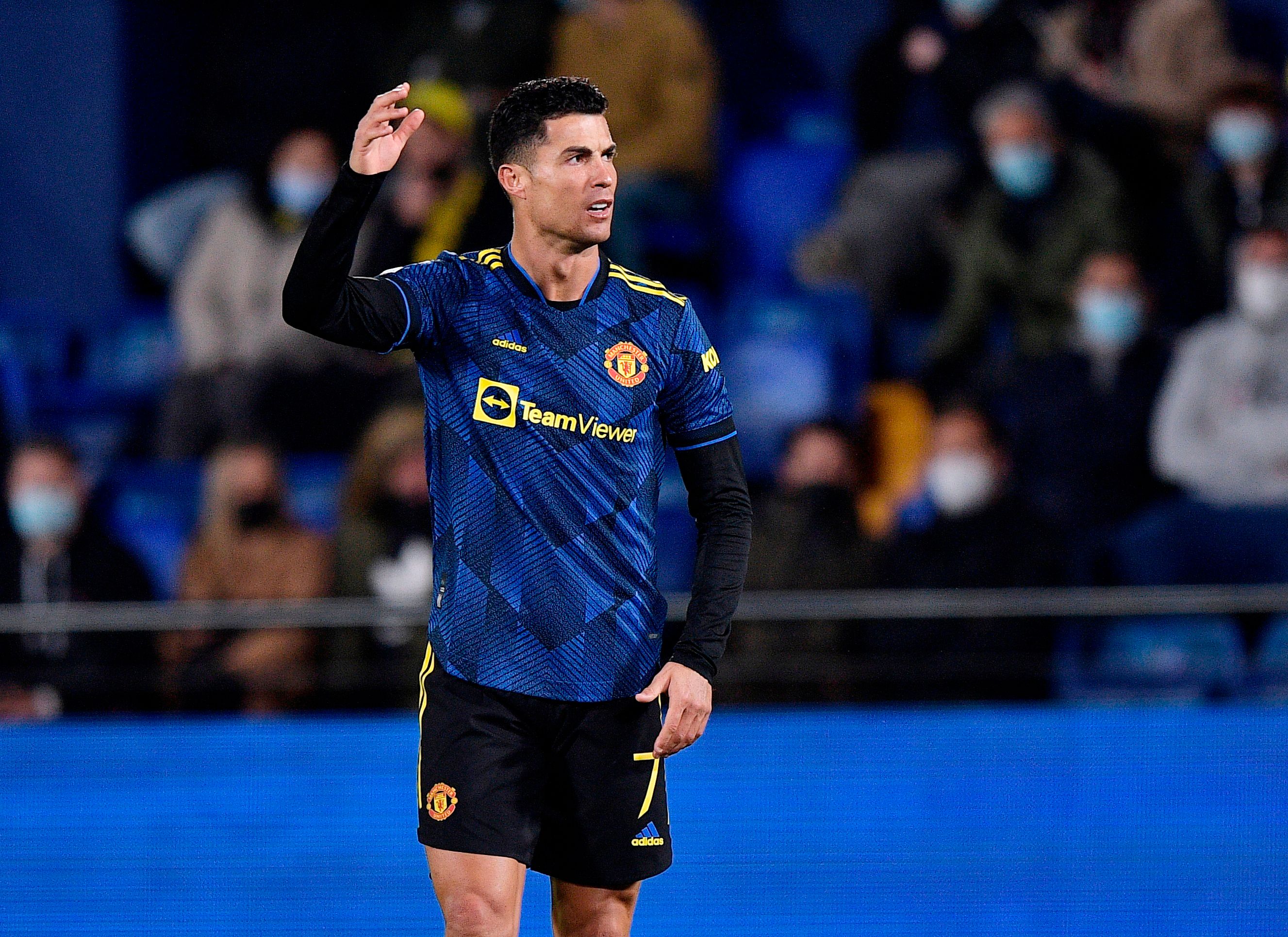 New manager, same performance level as Ronaldo again masks United flaws