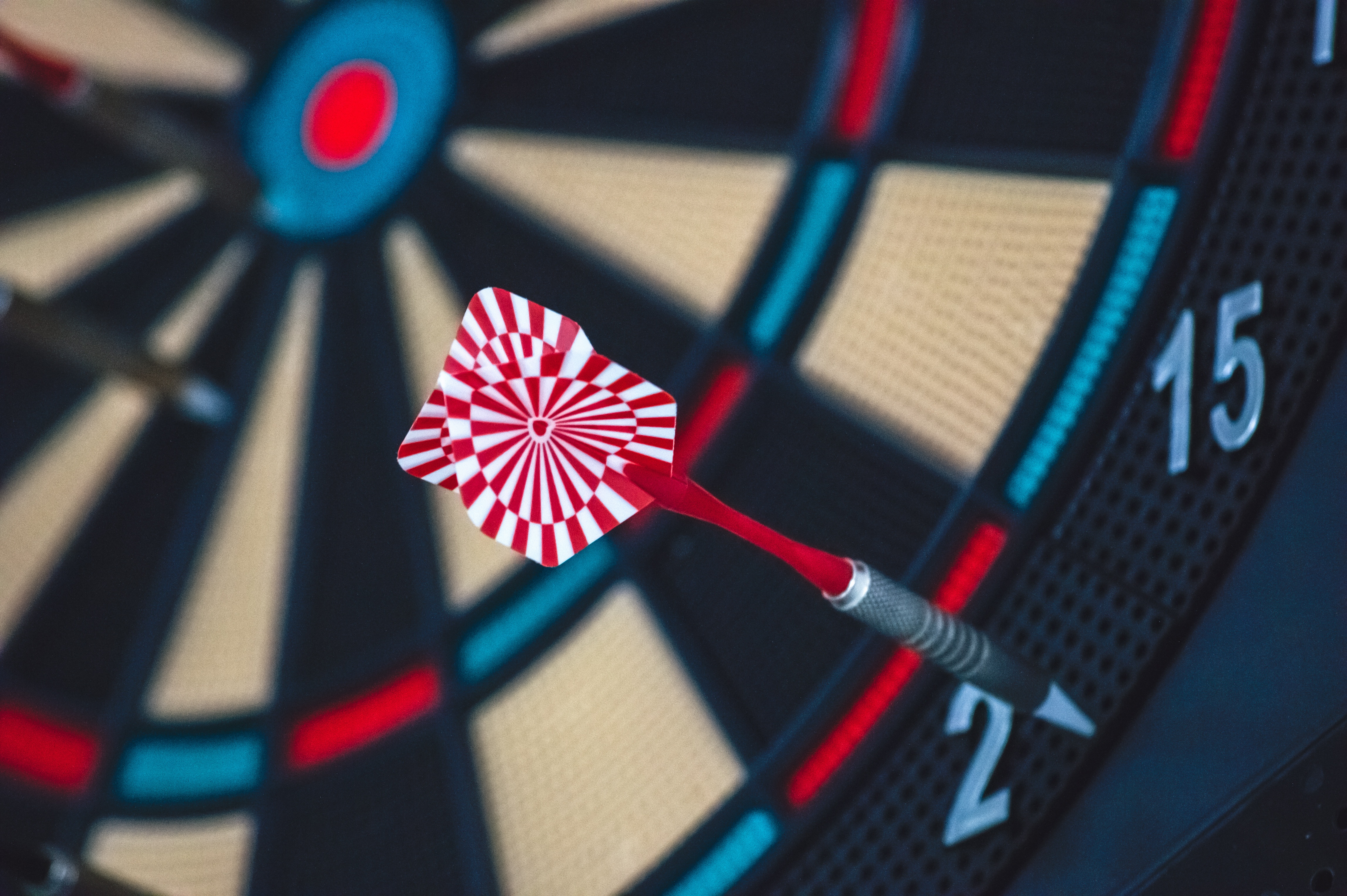 Download Close Up Man Made Darts 4k Ultra HD Wallpaper