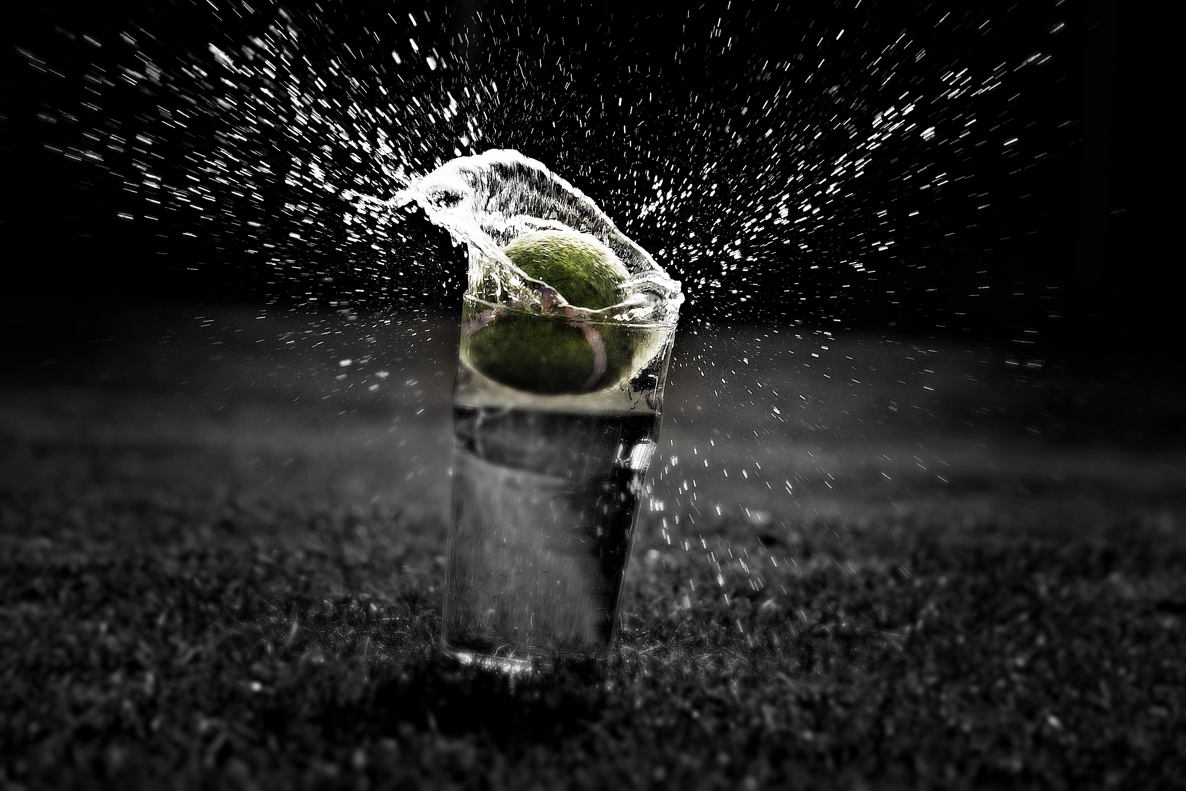 water, Splashes, Tennis, Tennis Balls Wallpaper HD / Desktop and Mobile Background