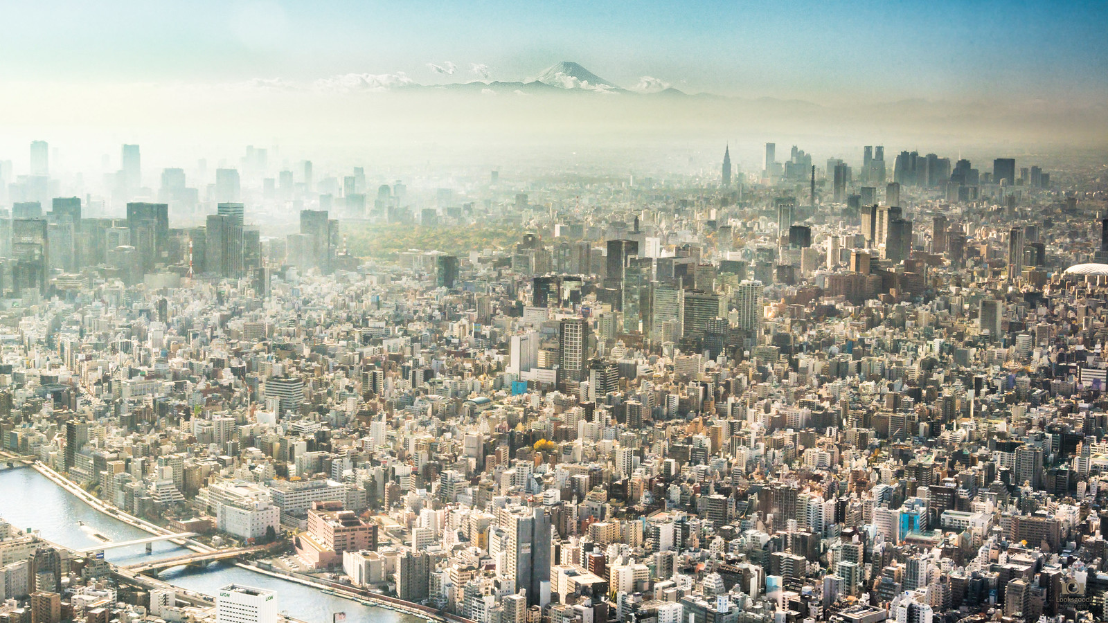 Tokyo Skyline & Mount Fuji 4K Wallpaper / Desktop Backgrou