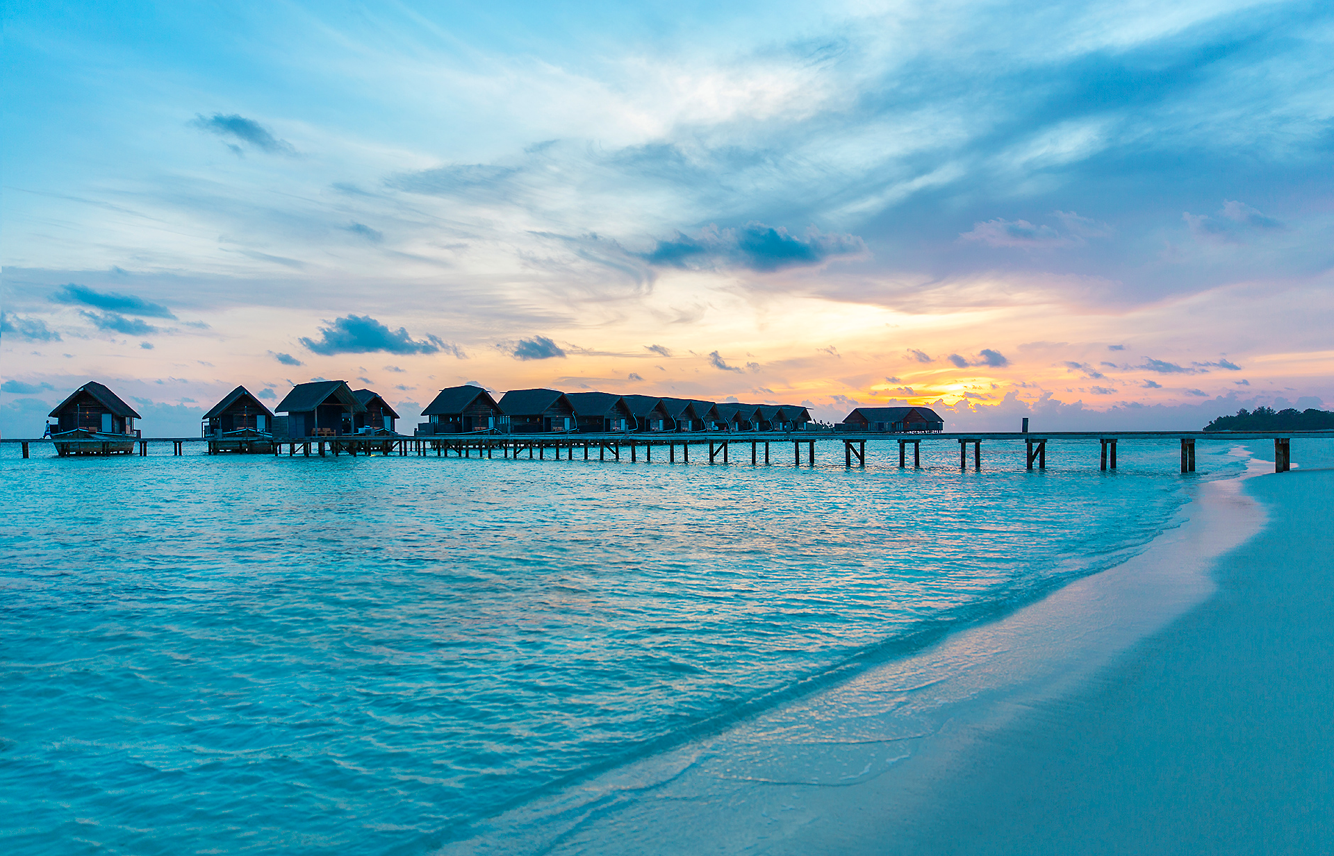 Download Sunset Sea Ocean Maldives Bungalow Hut Man Made Resort HD Wallpaper