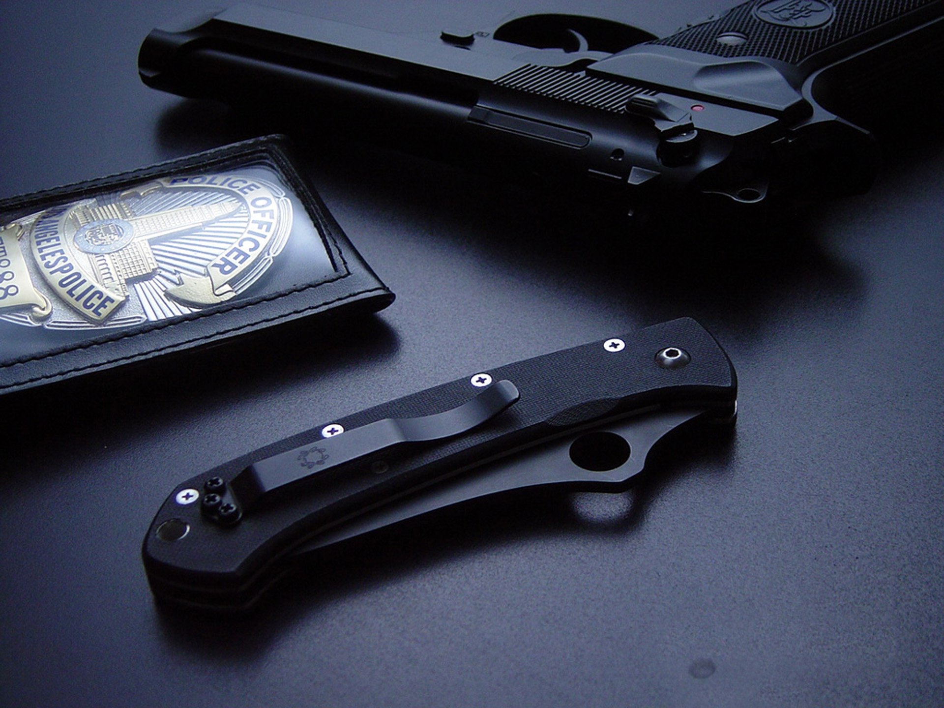 Man Made Essentials: HD Wallpaper Featuring A Pistol And Knife