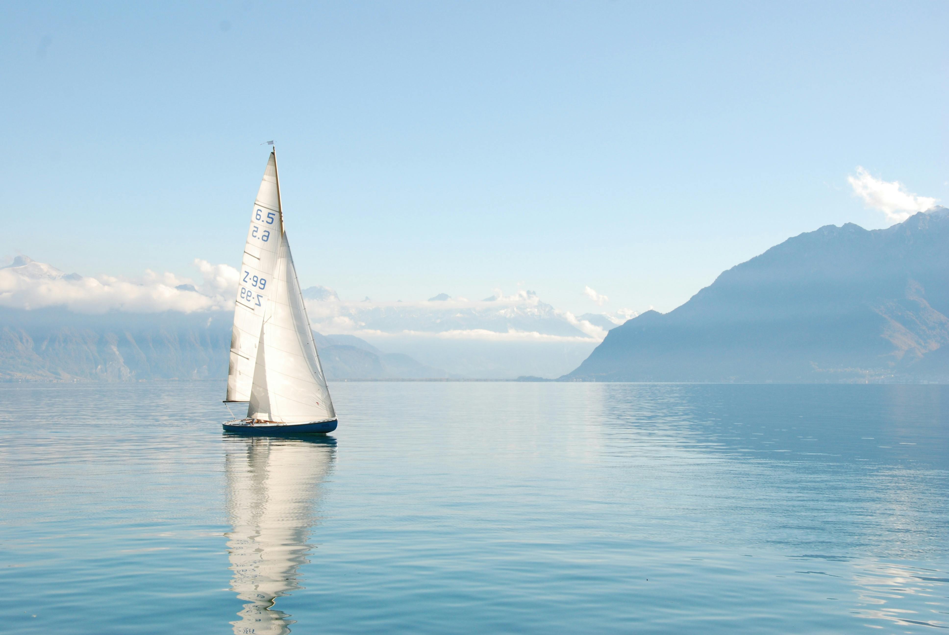 White Sailboat on Water · Free