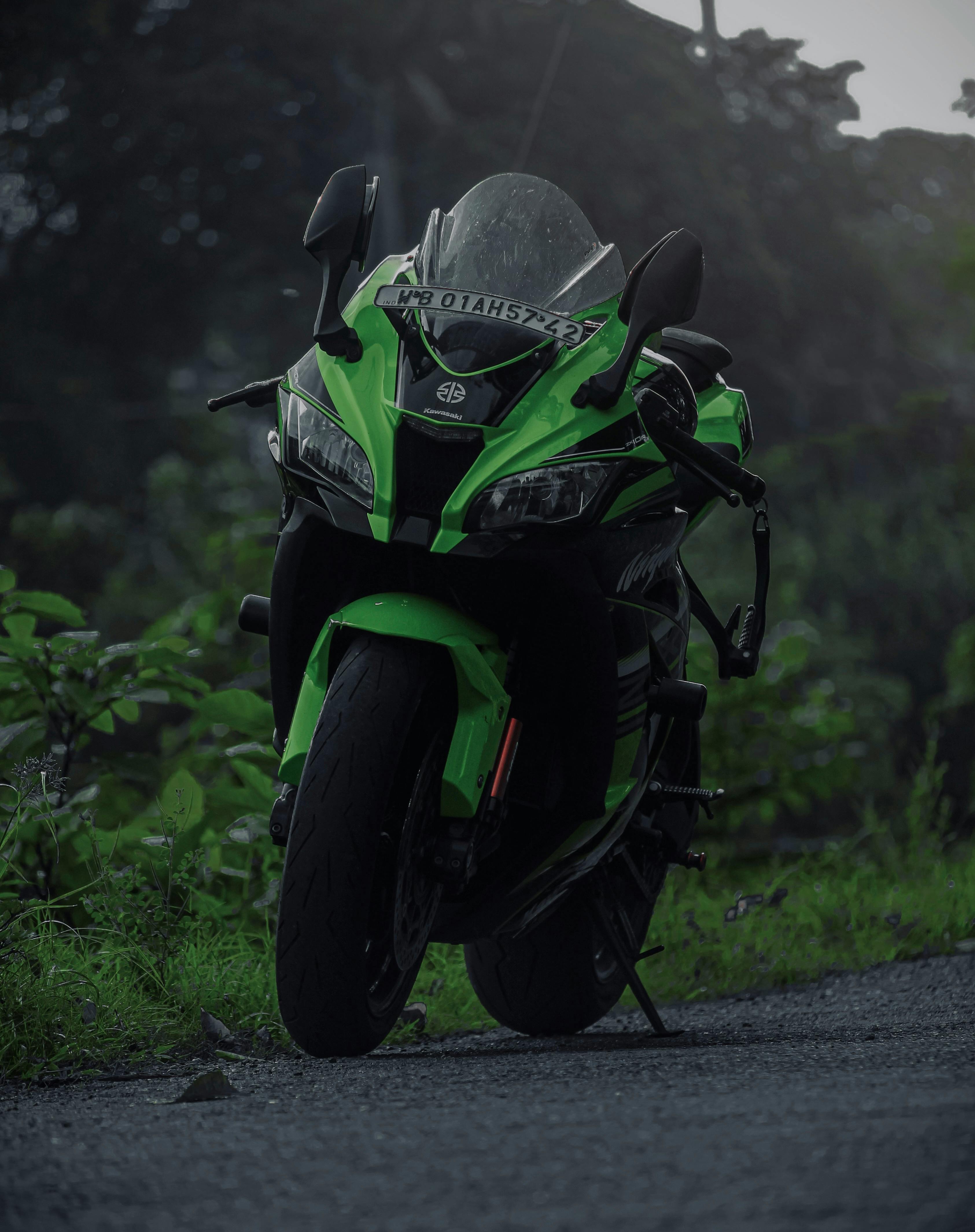 Kawasaki Ninja ZX 10R On Road · Free
