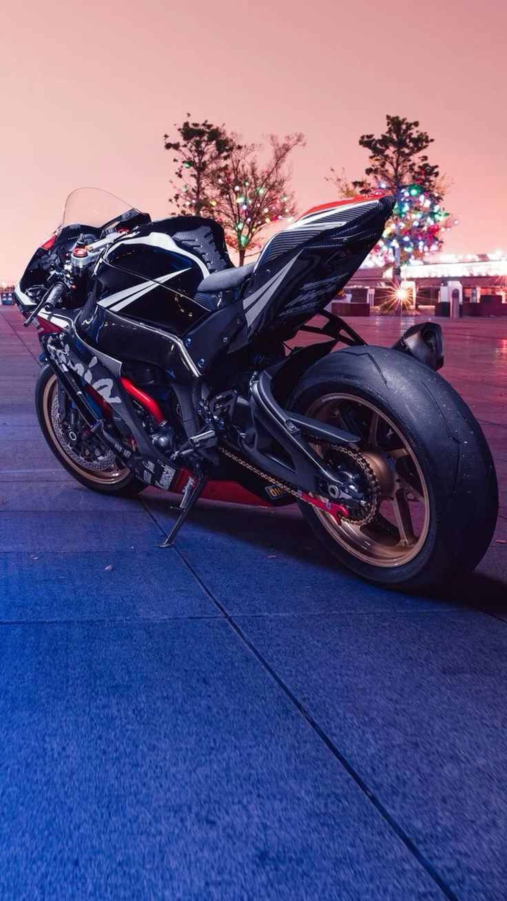 Kawasaki Ninja ZX 10R With Christmas Lights
