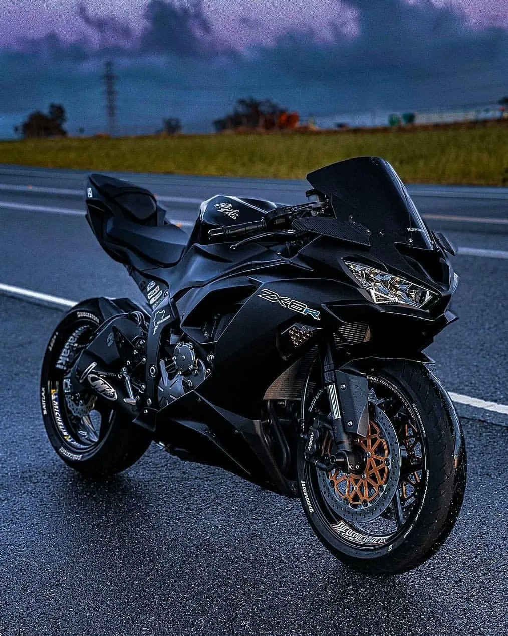 Motorcycles & More Ninja ZX 6R
