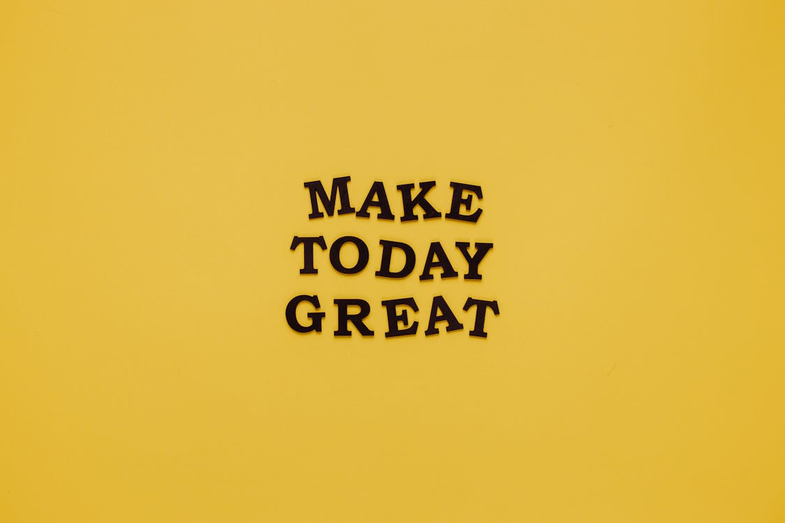 Motivational Quote on Yellow Background · Free