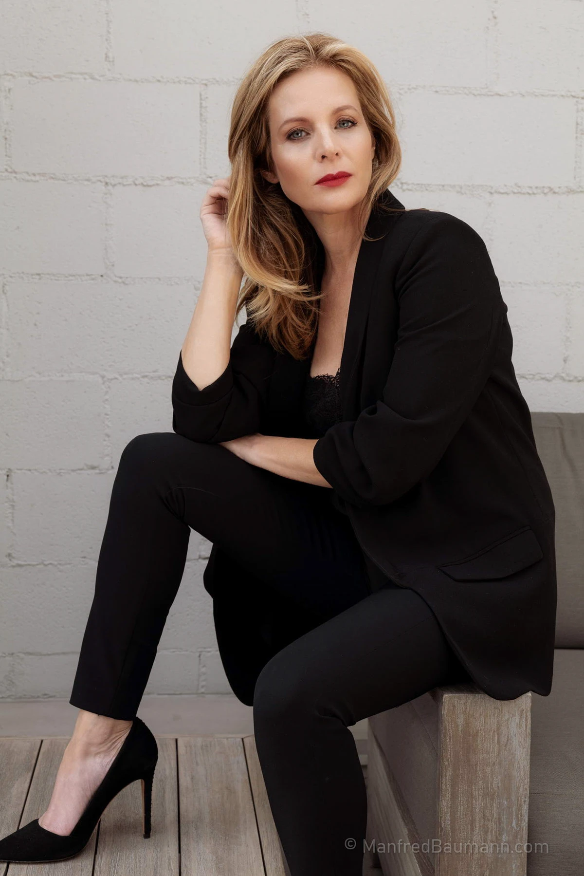 Disney Actress Jessalyn Gilsig Big Shot - Behance