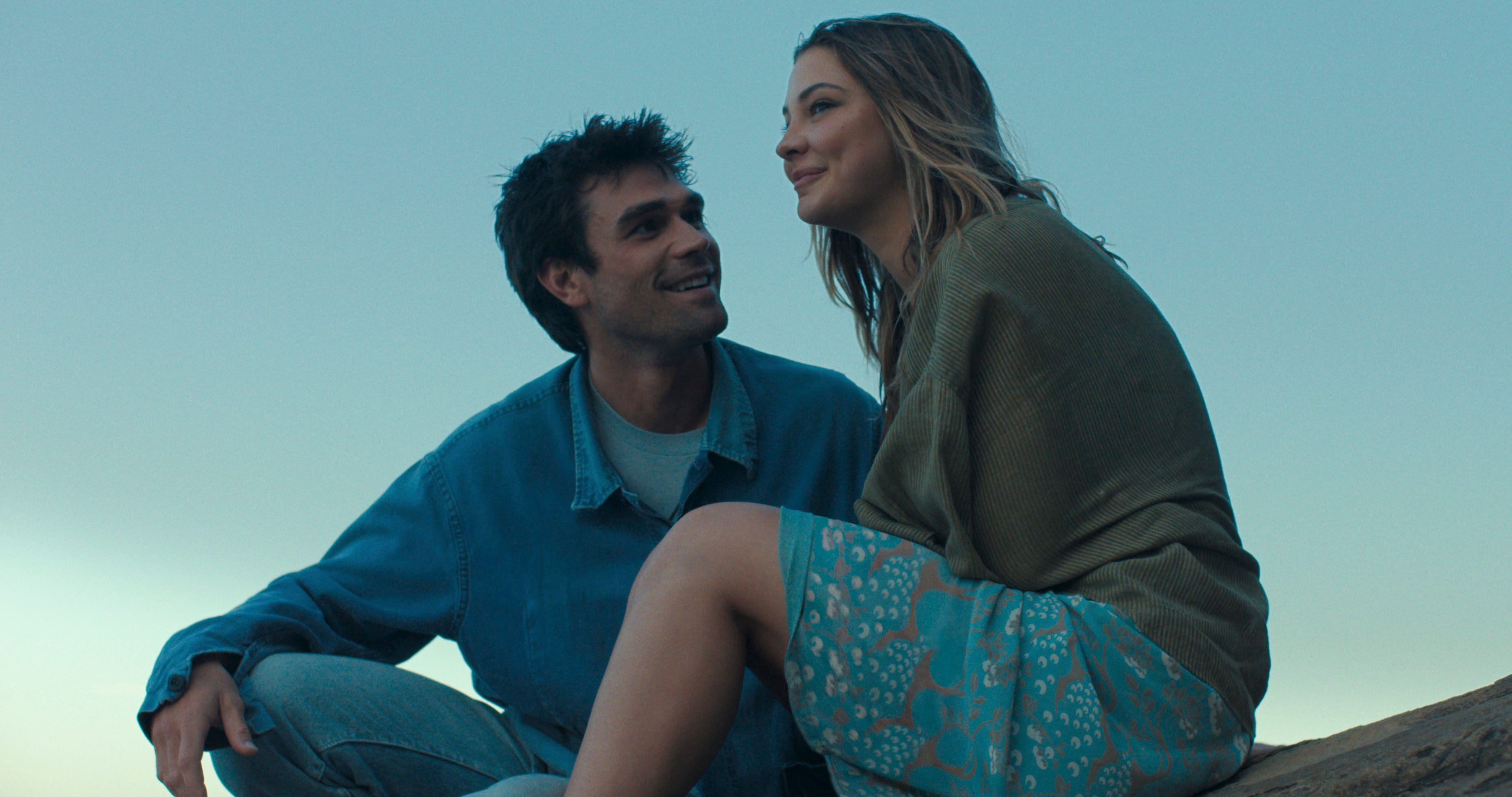 Madelyn Cline Sips Champagne From The Bottle & Guesses The Price. Expensive Taste Test