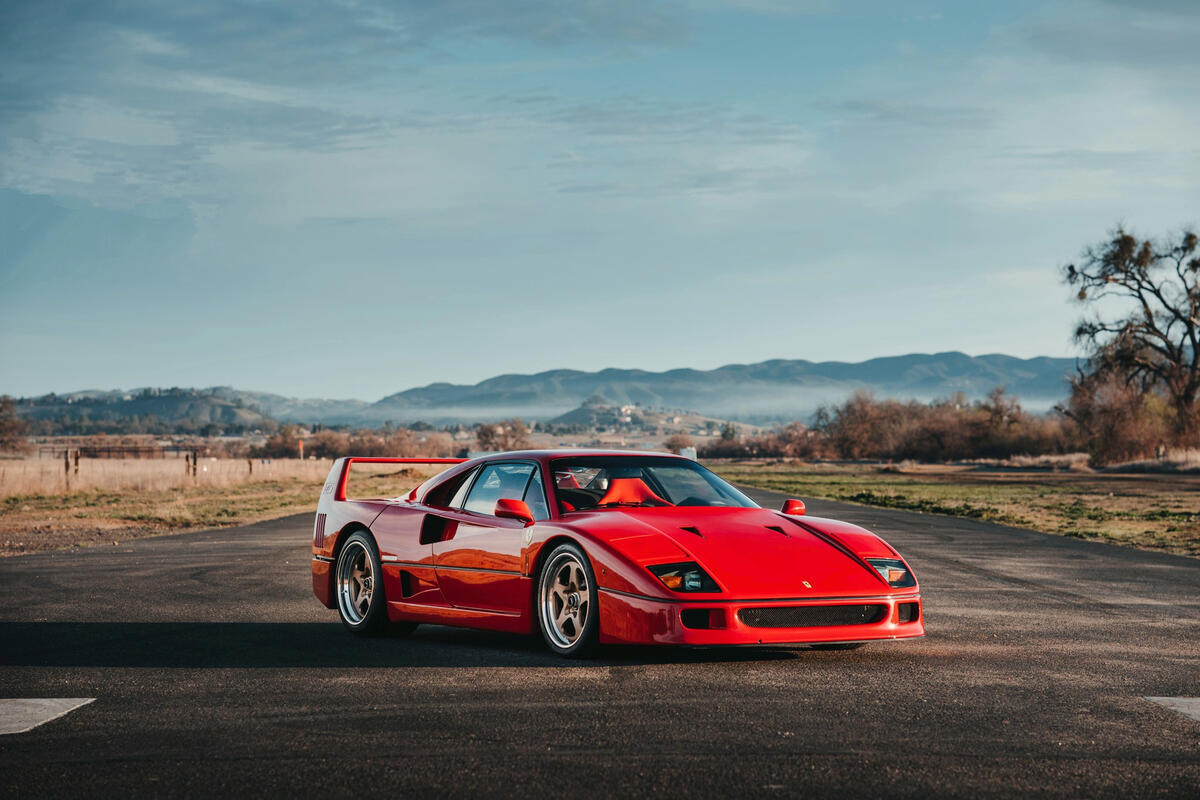 Red Ferrari F40. · free photo from axebourne and wallpaper