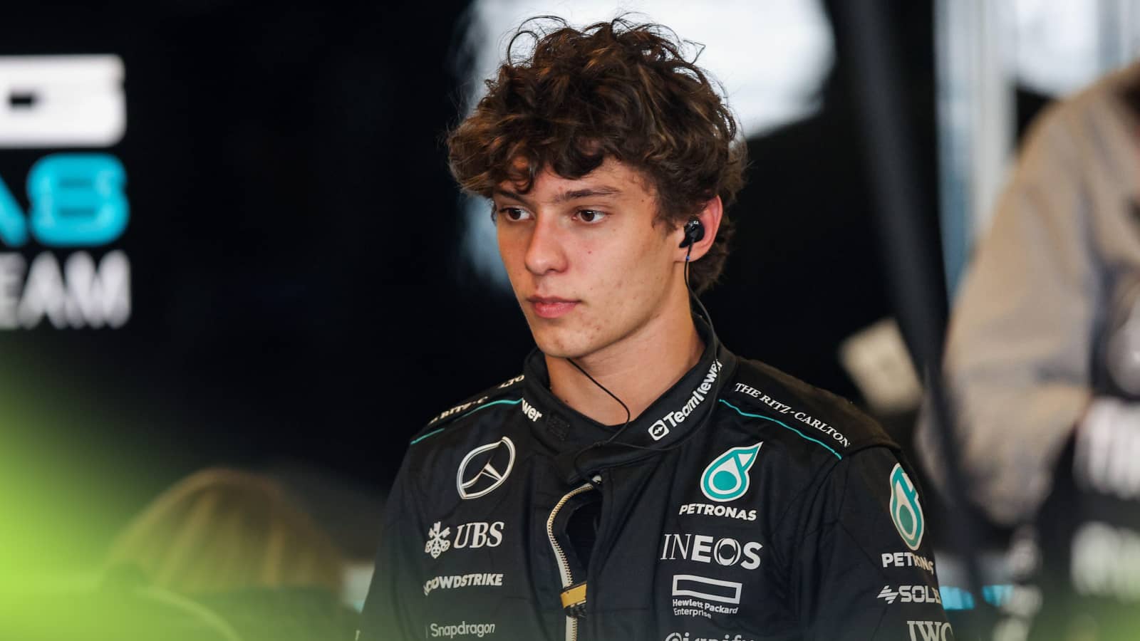 F1 news: Lewis Hamilton replacement makes 'mission completed' announcement