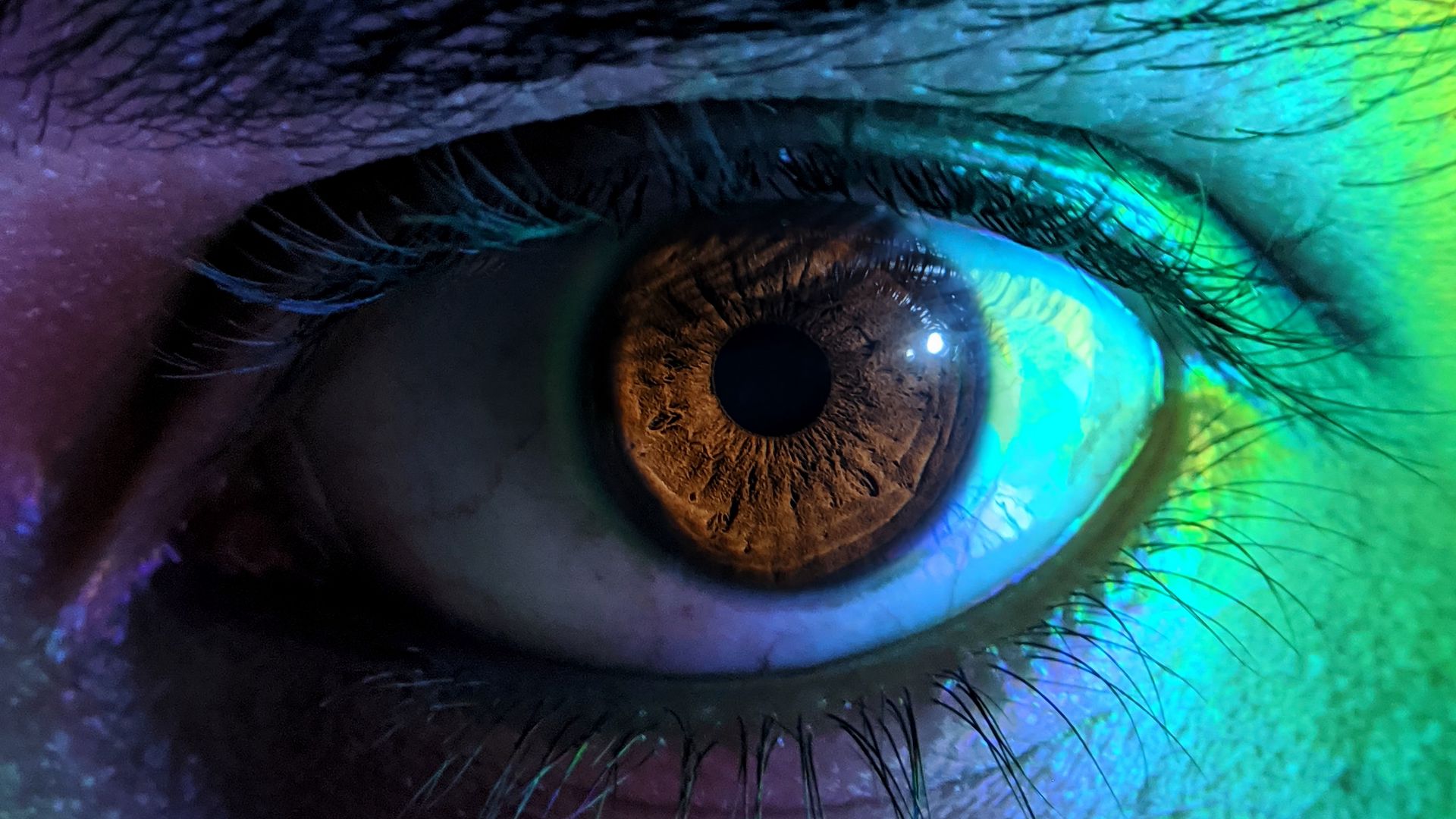 Download wallpaper 1920x1080 eye, pupil, eyelashes, macro, multicolored full hd, hdtv, fhd, 1080p HD background