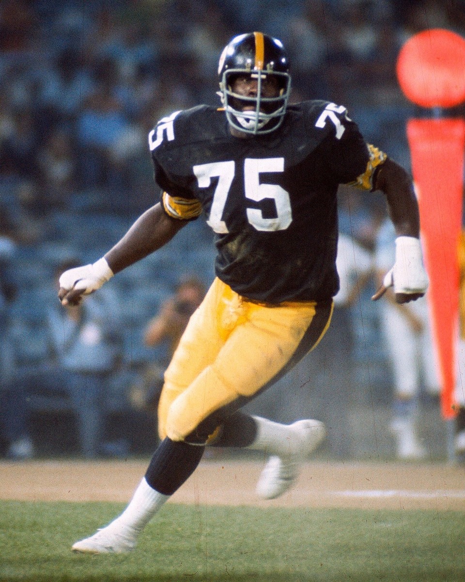 Joe Greene in Action Pittsburgh Steelers 8x10 Vintage NFL Football Photo