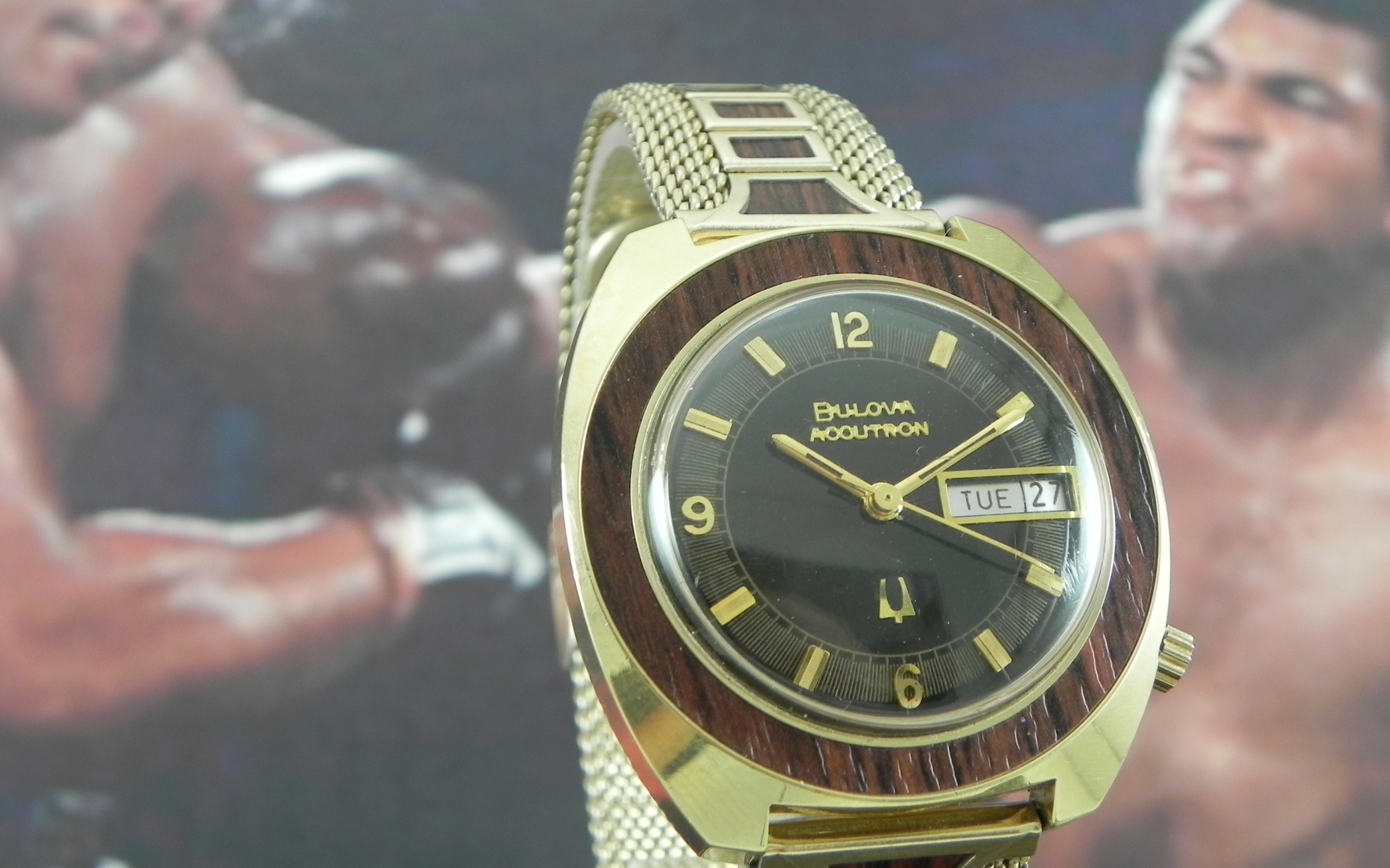 Download Man Made Watch HD Wallpaper