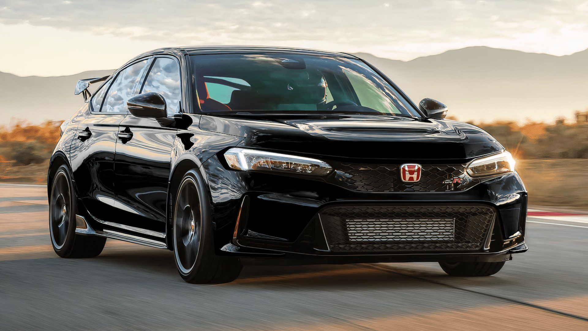 Honda Civic Type R: 0 60 MPH Time And Other Key Performance Metrics
