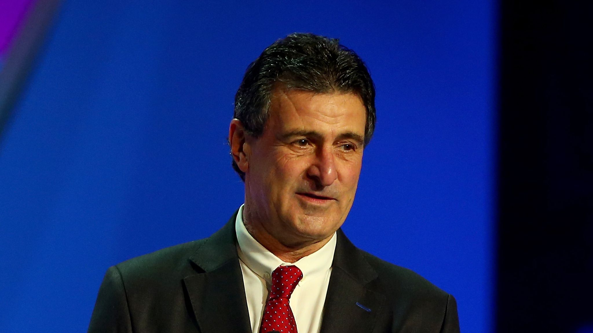Valencia ambassador Mario Kempes sacked after criticising performance against Eibar