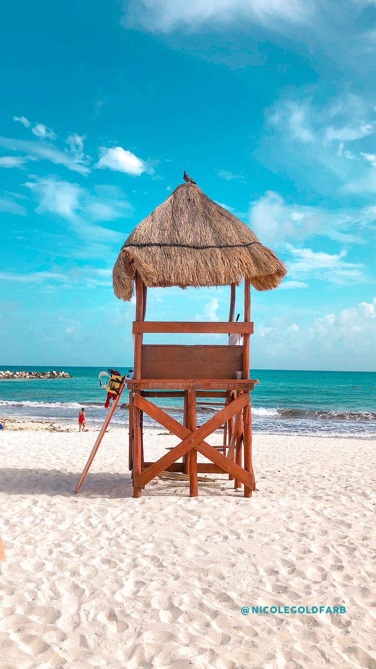 iPhone Wallpaper Cancun Lifeguard Stand