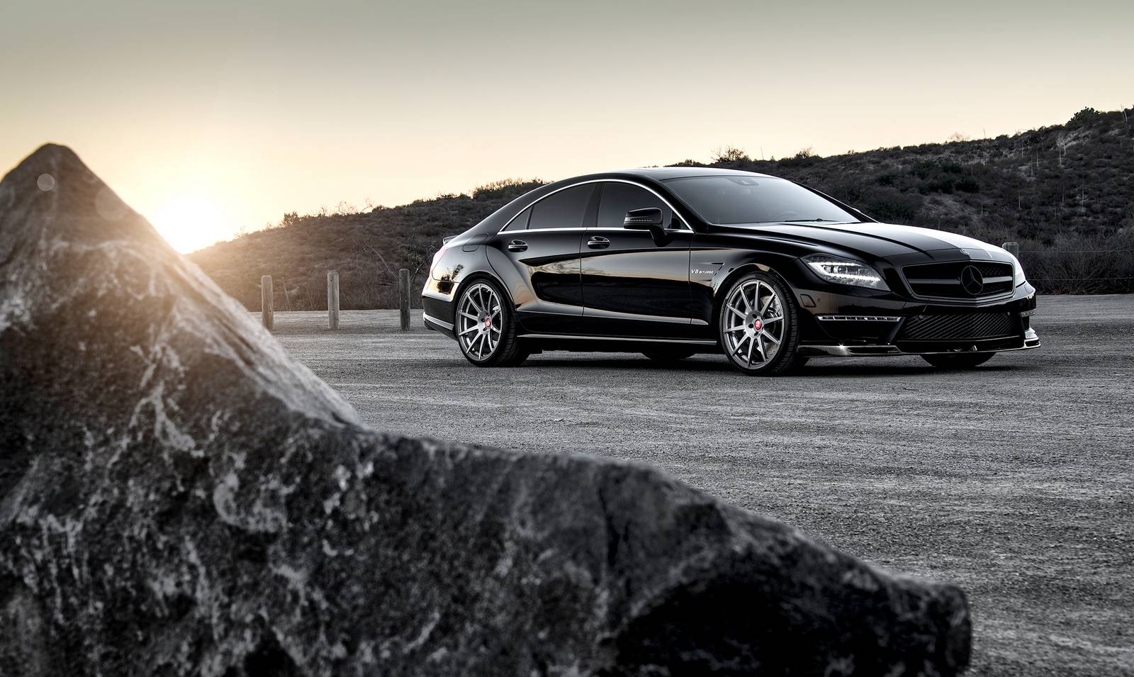 Official: Mercedes Benz CLS 63 AMG