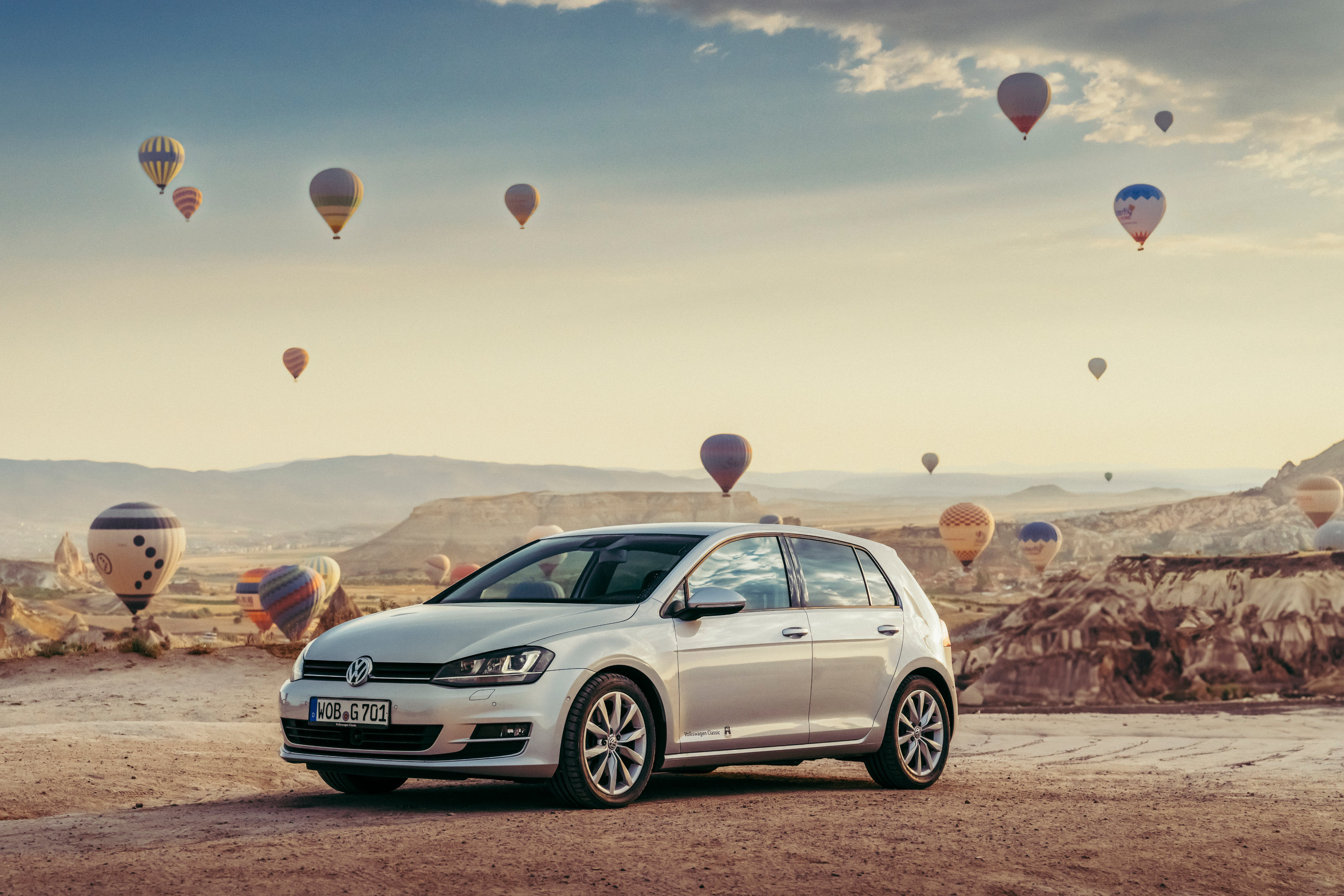 Volkswagen celebrates 50 years of the Golf: we join the party