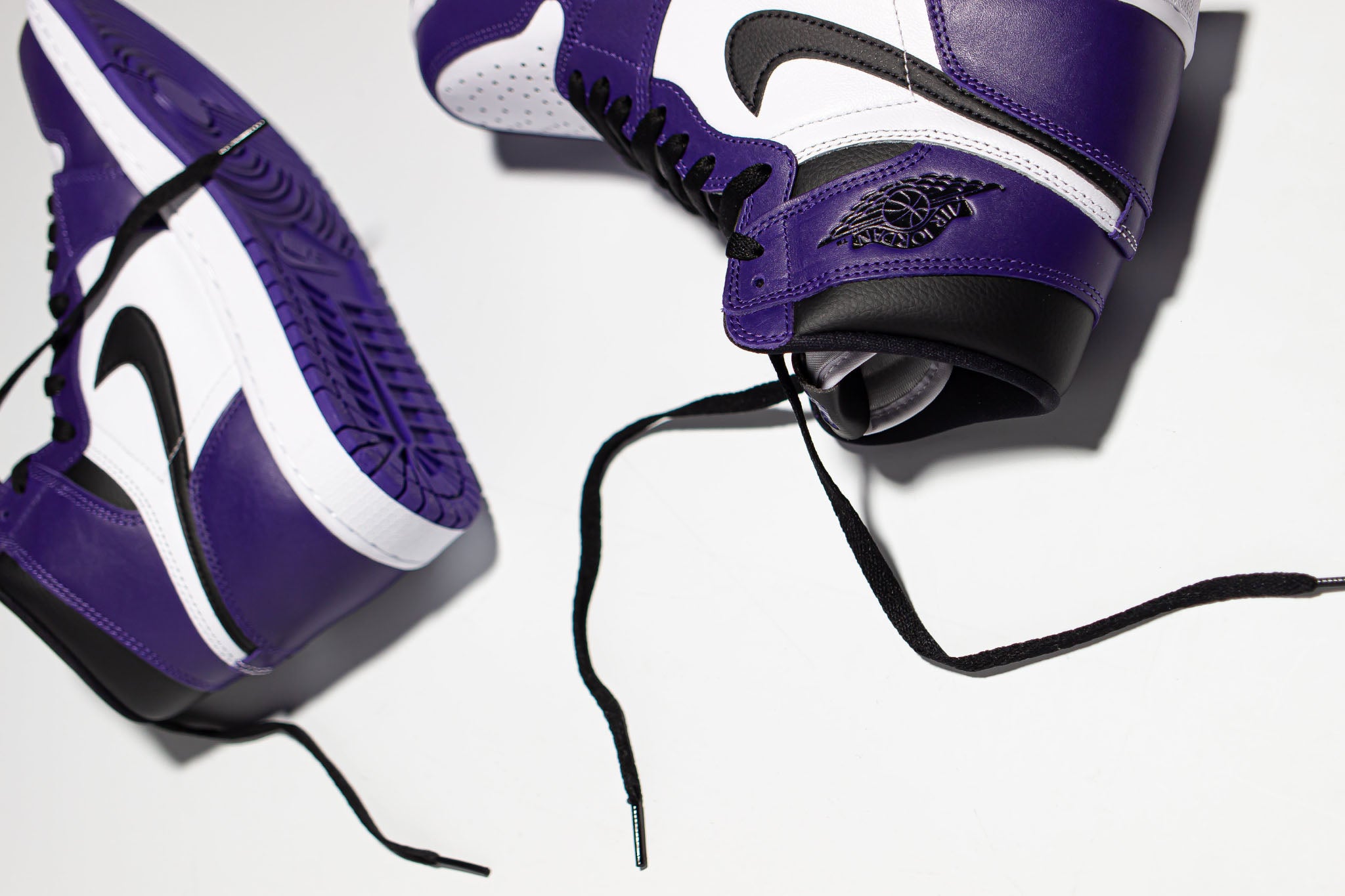 AIR JORDAN 1 RETRO HIGH: COURT PURPLE