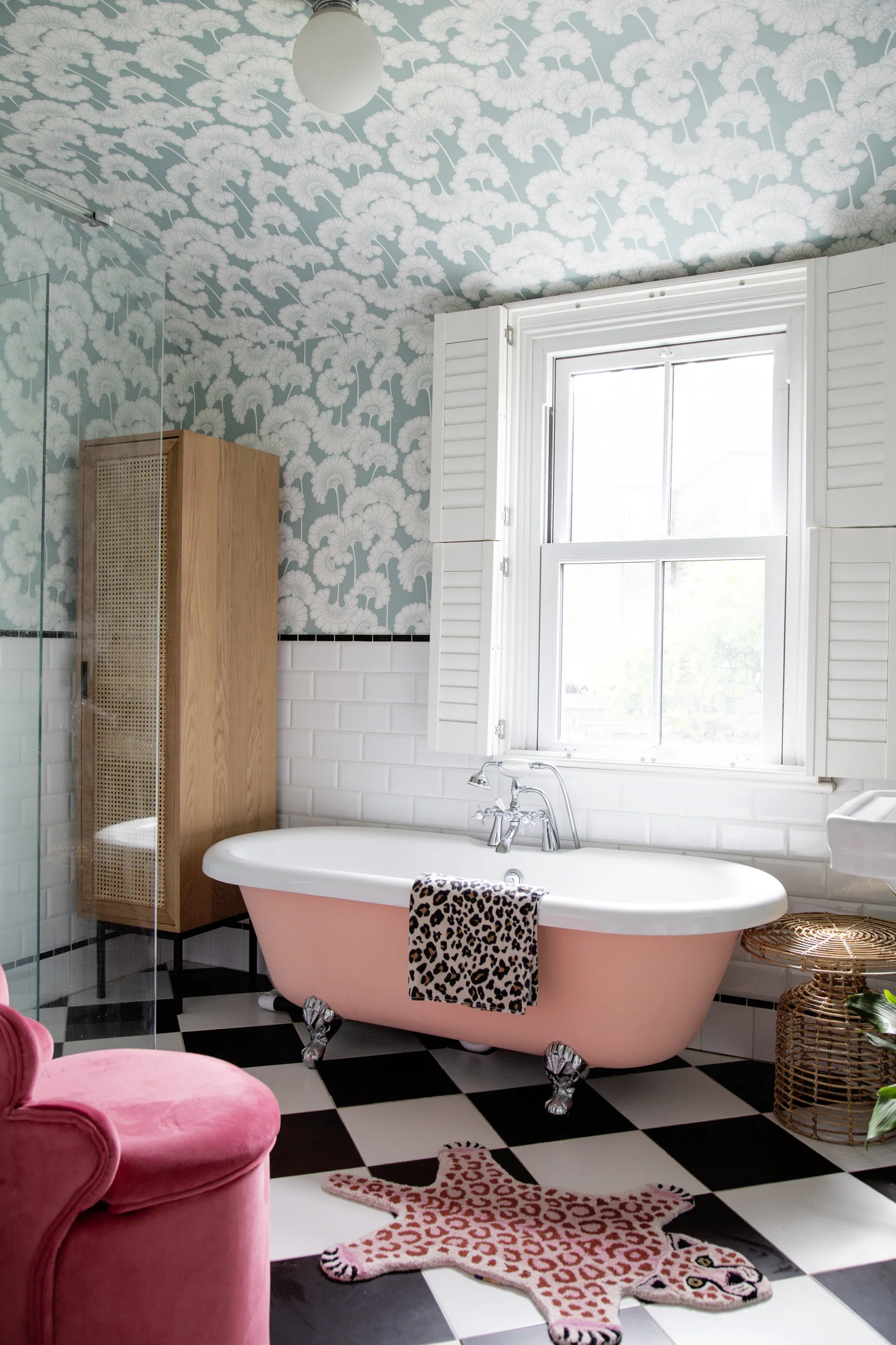 HOW I TRANSFORMED OUR BATHROOM WITH WALLPAPER
