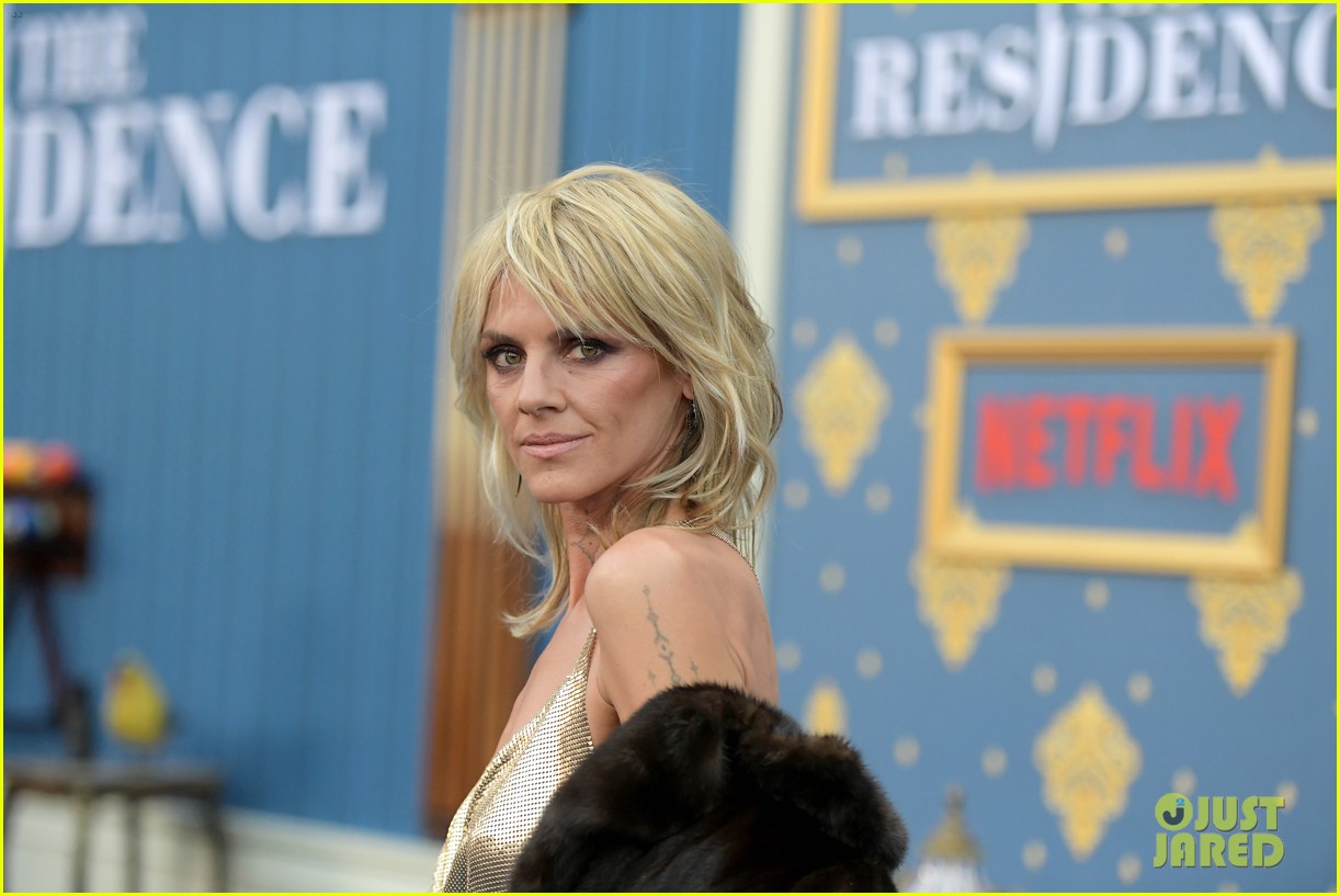 The Residence' Actress Eliza Coupe Hits Back at Criticism for Looking 'Unrecognizable' at L.A. Prmeiere: Photo 5140388. Eliza Coupe Photo. Just Jared: Entertainment News