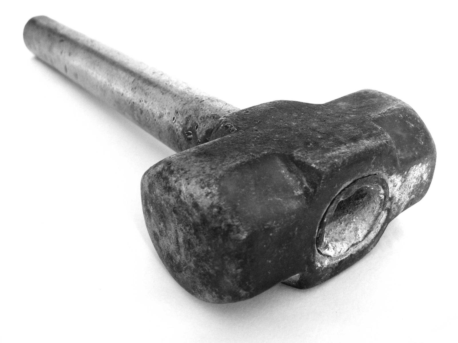 Free sledgehammer & Picture