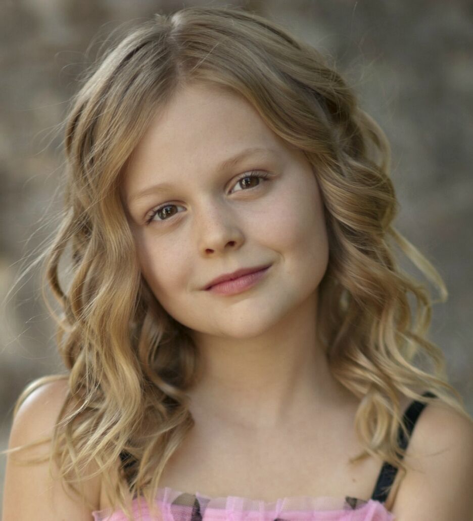 Emily Alyn Lind. Fullmetal Alchemist Fanon Wiki 2
