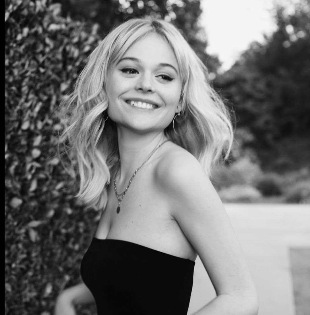 Picture of Emily Alyn Lind