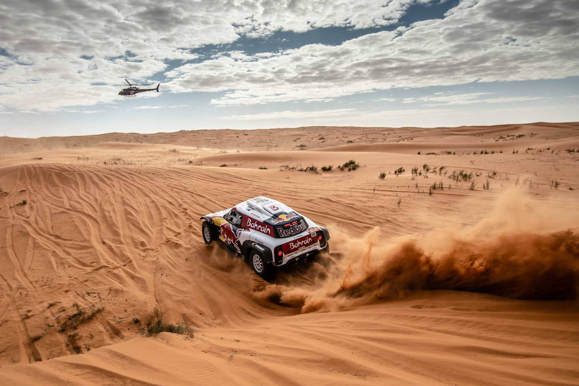 Download Carlos Sainz Dakar Rally Wallpaper