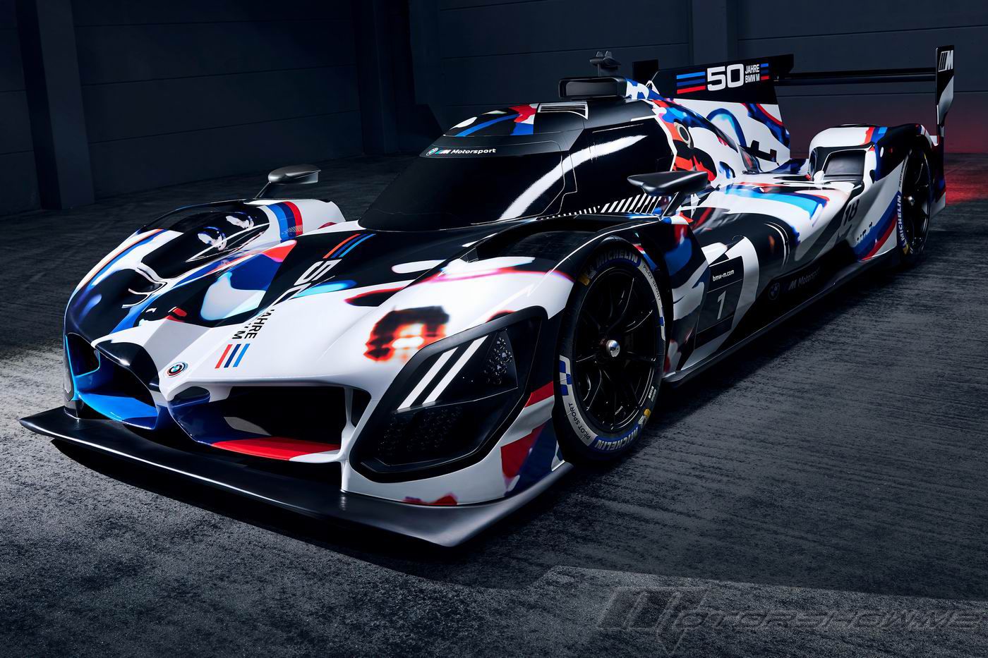 Photos by MotorShow. Cars BMW 2022 M Hybrid V8