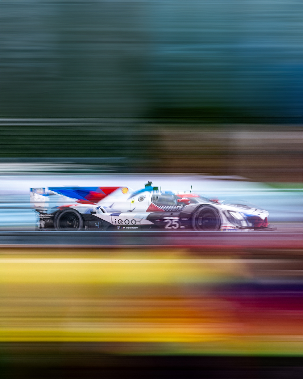 BMW M HYBRID V8 CELEBRATES HISTORIC FIRST WIN AT IMSA RACE AT WATKINS GLEN & R