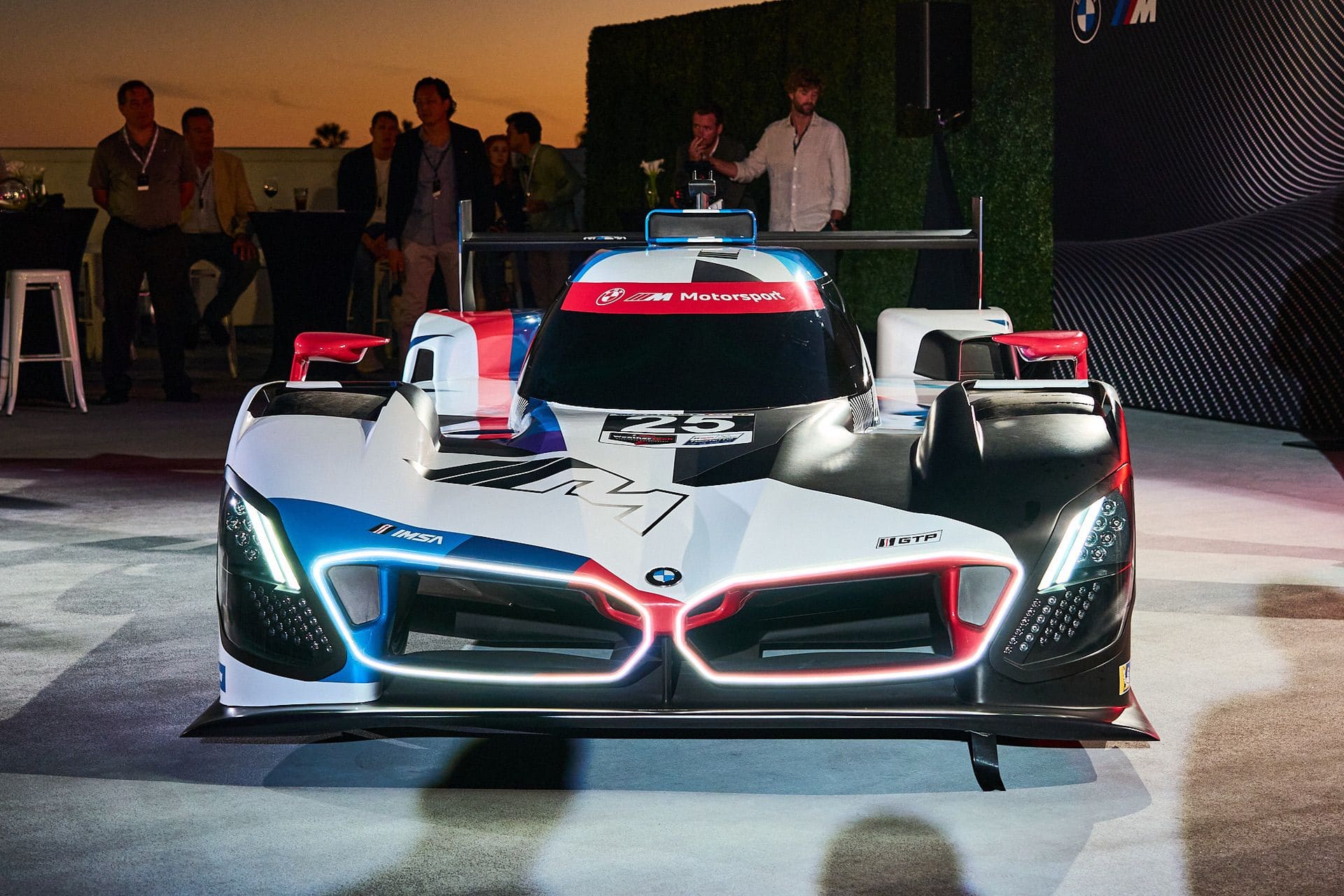 Exclusive photo from the unveil of the BMW M Hybrid V8