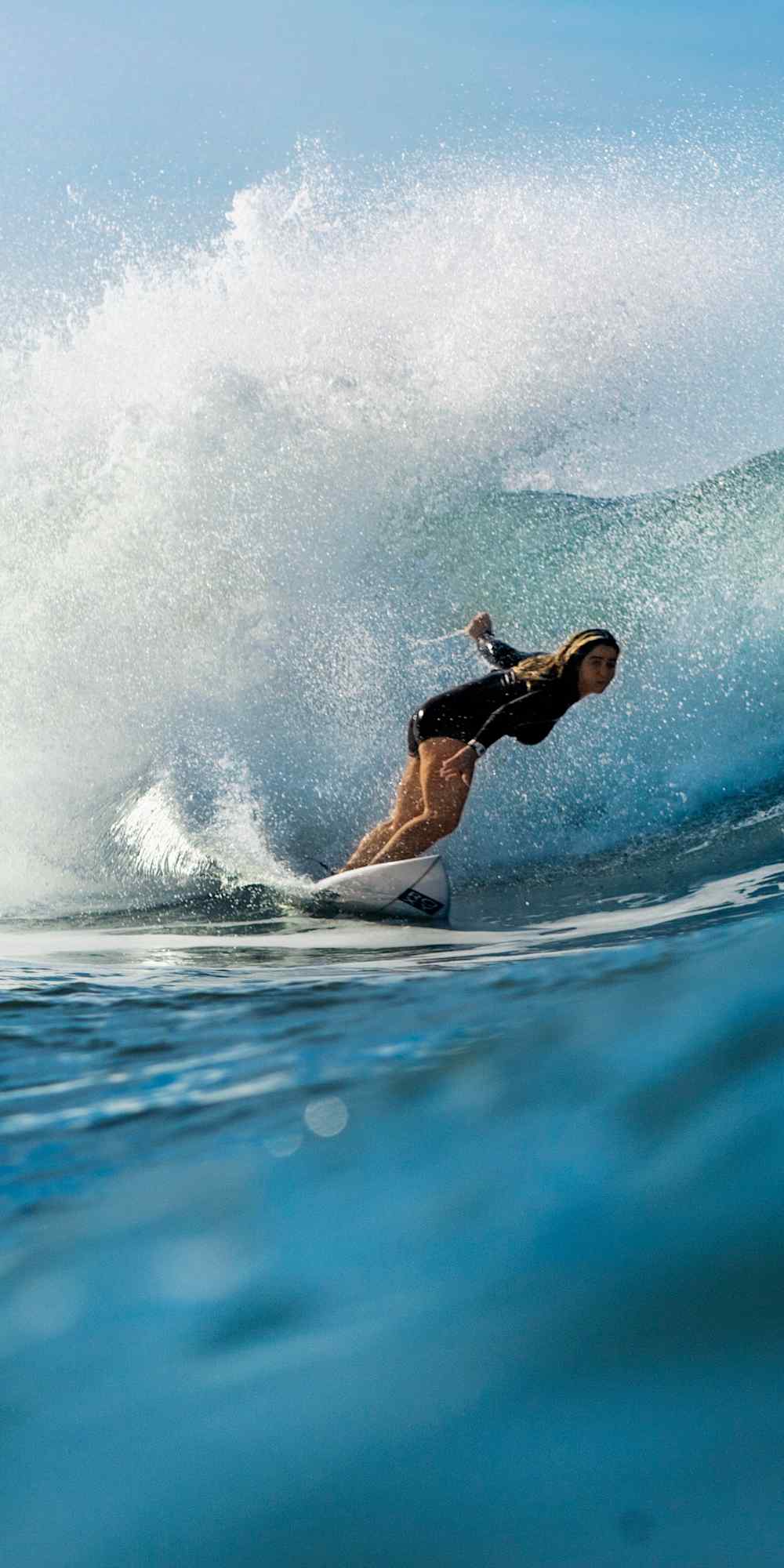 Caroline Marks: Surfing