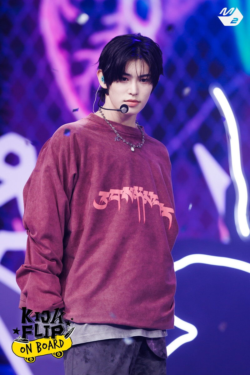 KickFlip Minje - 'Knock Knock', 'Like A Monster' and 'Mama Said' at KickFlip On Board