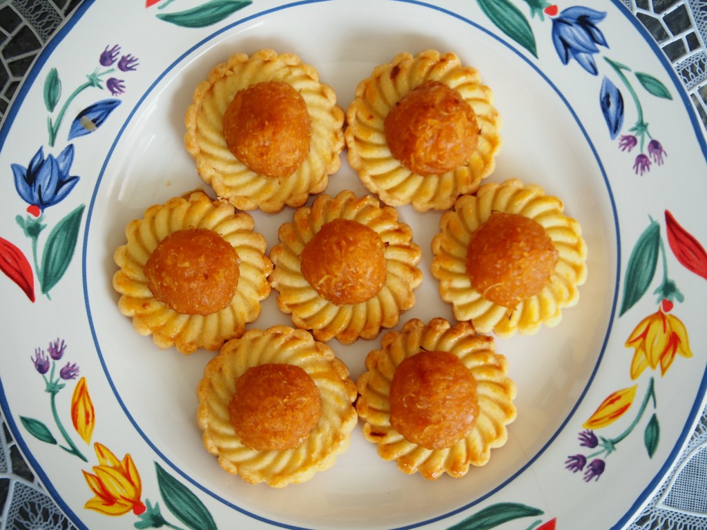 Lunar New Year Goodies: Pineapple Tarts with Updated Tips. Eat the Wind