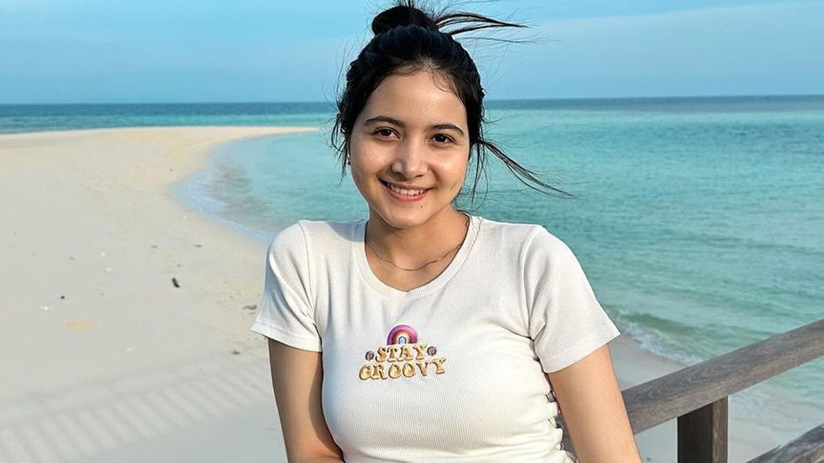 Portraits Of Sutena's Month Without Makeup, Praise Netizens: Beautiful Even Though You Haven't Bathed