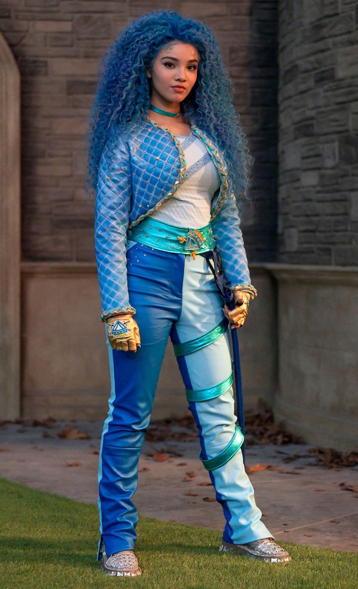 Chloe Charming Descendants